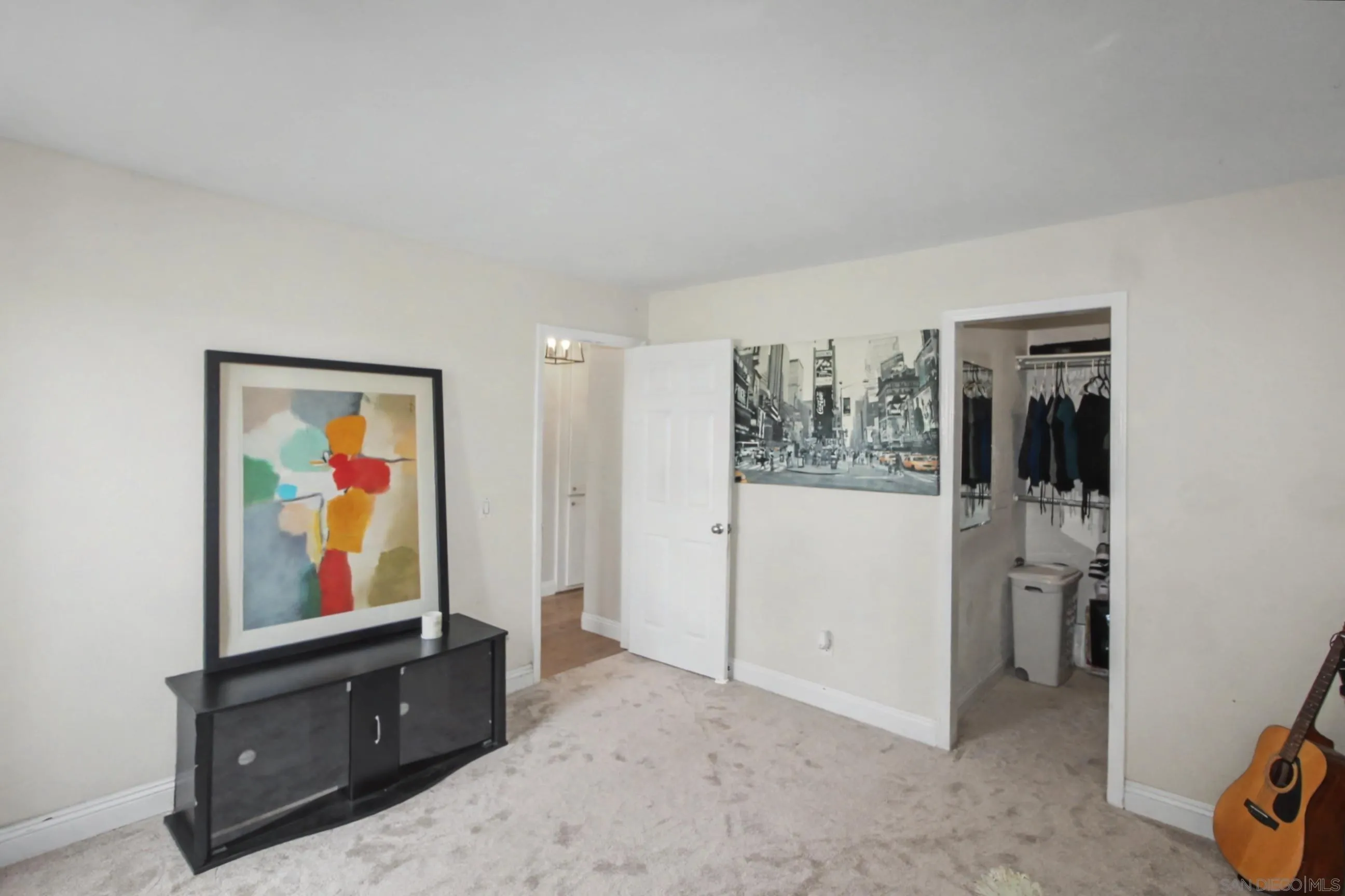 https://cdn.realtyfeed.com/cdn/127/260005855/8049f2511af0cb526d0bc9fd1b4f8c1b.webp