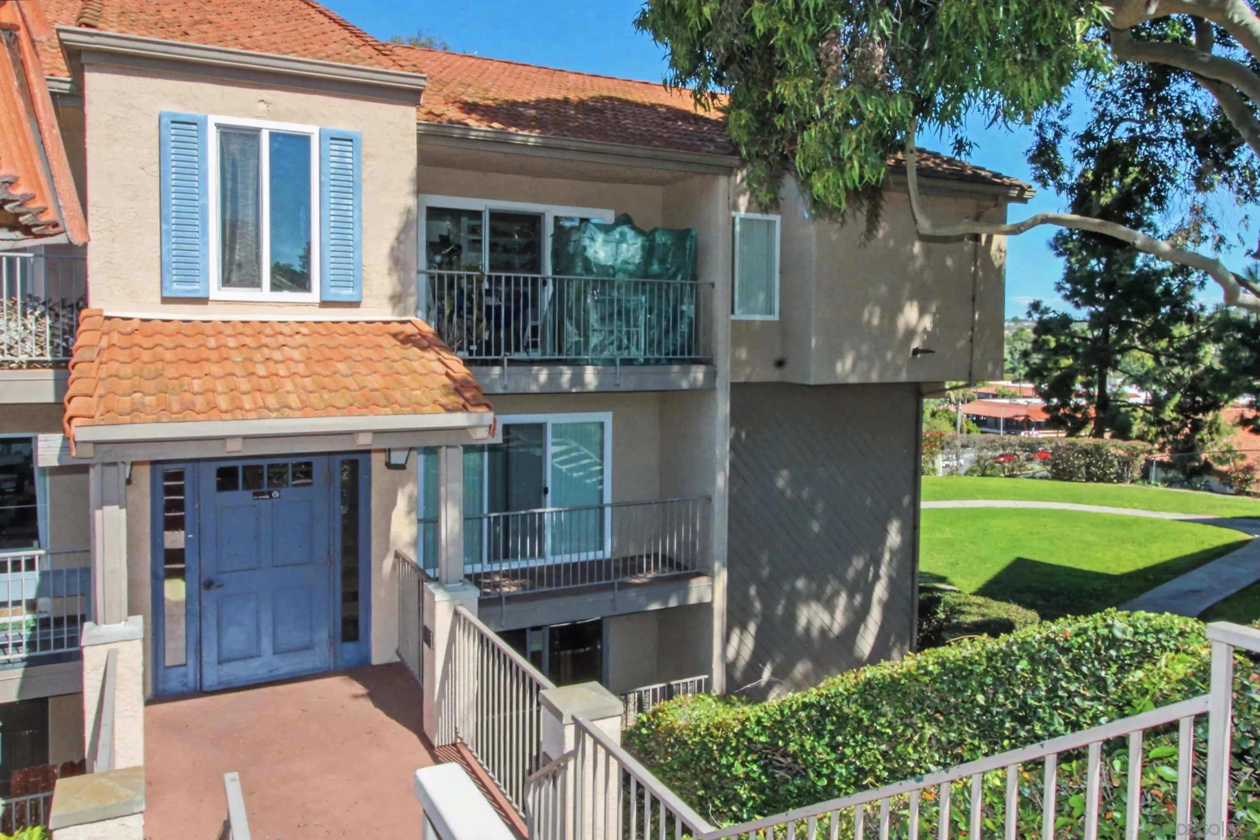 https://cdn.realtyfeed.com/cdn/127/260005855/b64788f066bc319c6bffbfe320fba352.webp