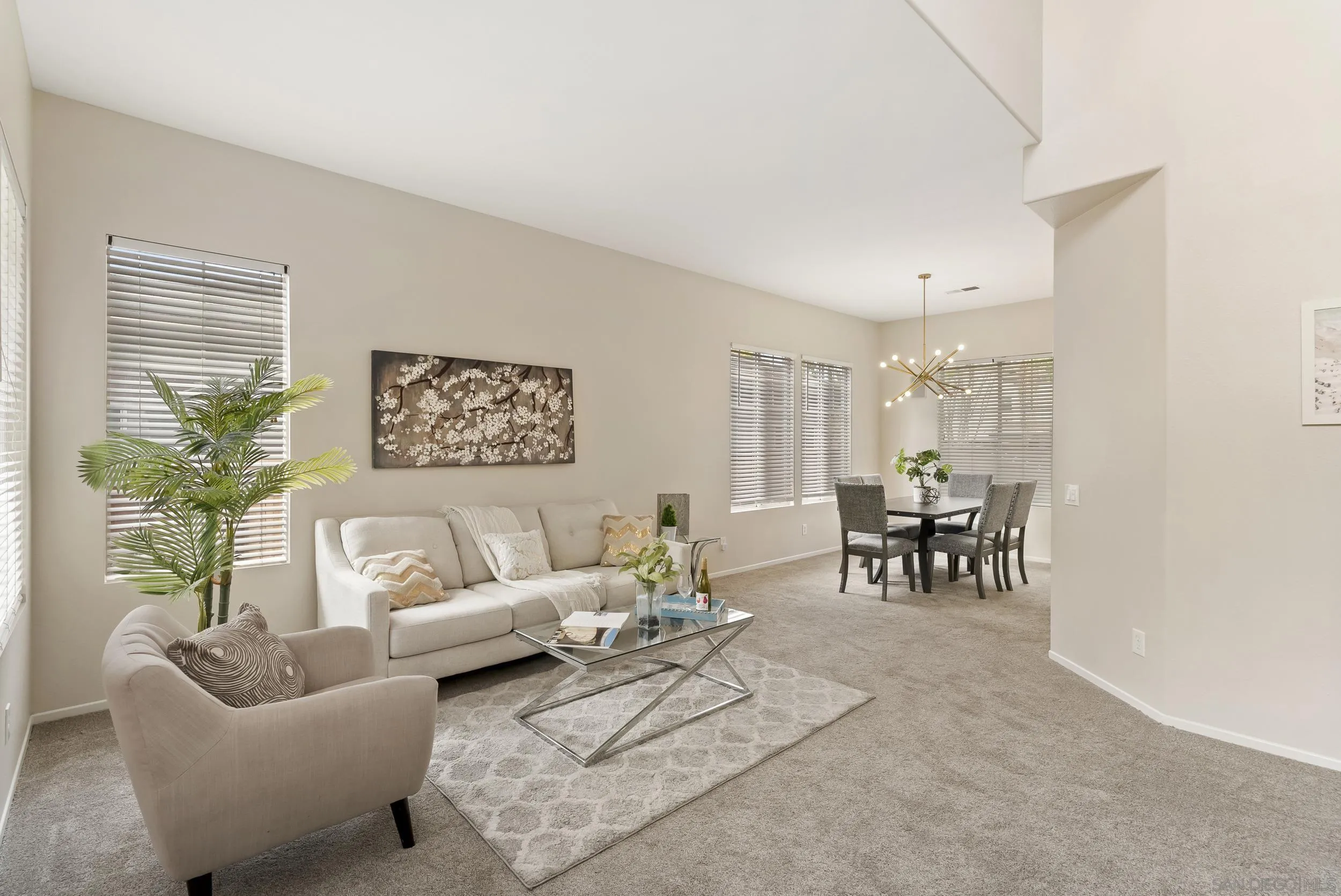 https://cdn.realtyfeed.com/cdn/127/260005856/057c6260c94fc765e663b46e8b816f28.webp
