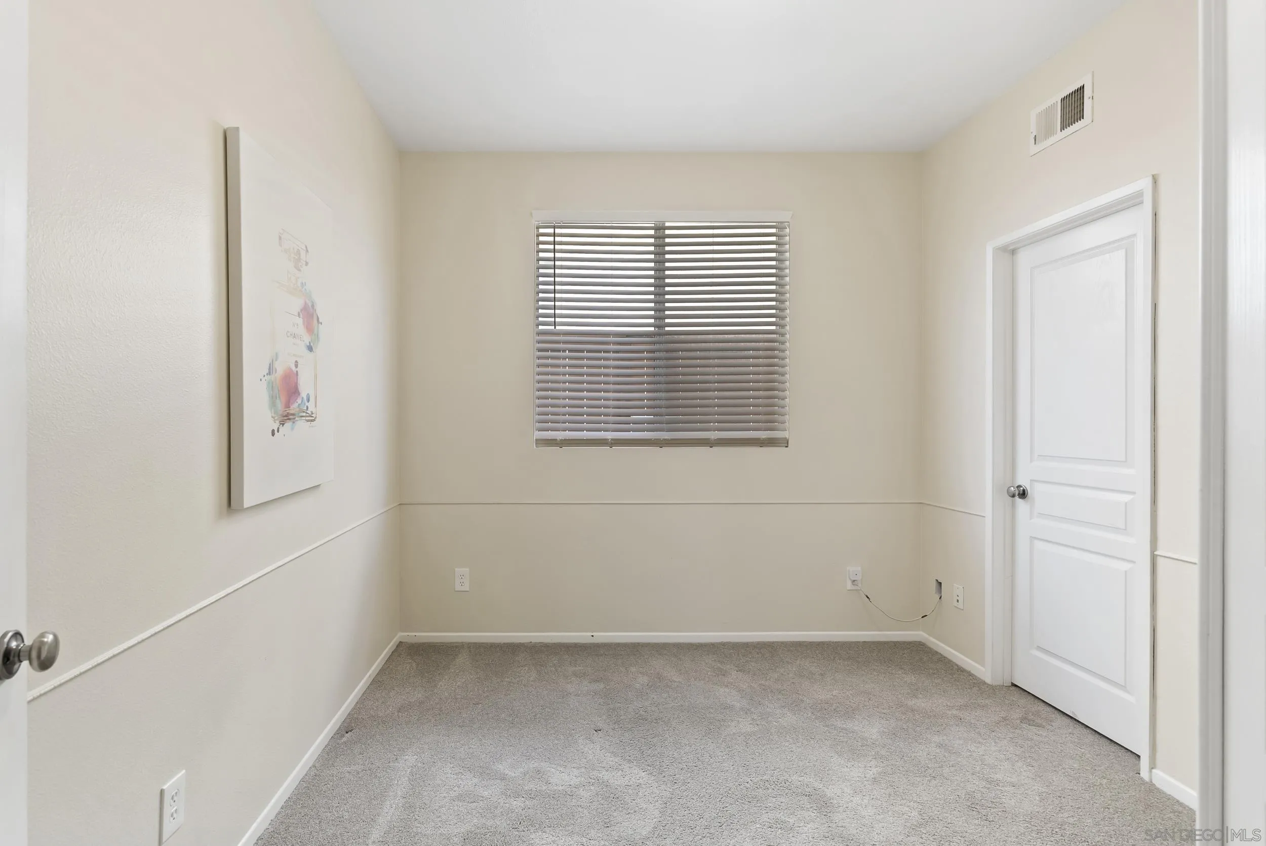 https://cdn.realtyfeed.com/cdn/127/260005856/08d32812978f4dc73e15b3d95f8aaac5.webp