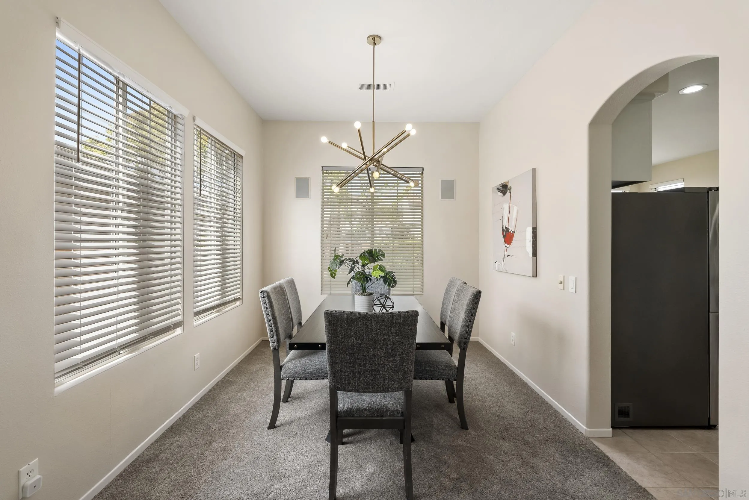https://cdn.realtyfeed.com/cdn/127/260005856/4c4c43f6c3bdaf585b4ddcab020ab7c1.webp