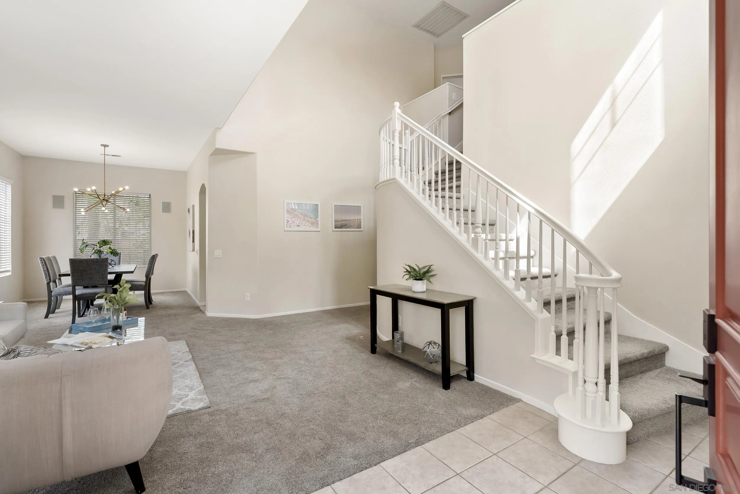 https://cdn.realtyfeed.com/cdn/127/260005856/a0dca753830fd54671580cd7af7e163f.webp