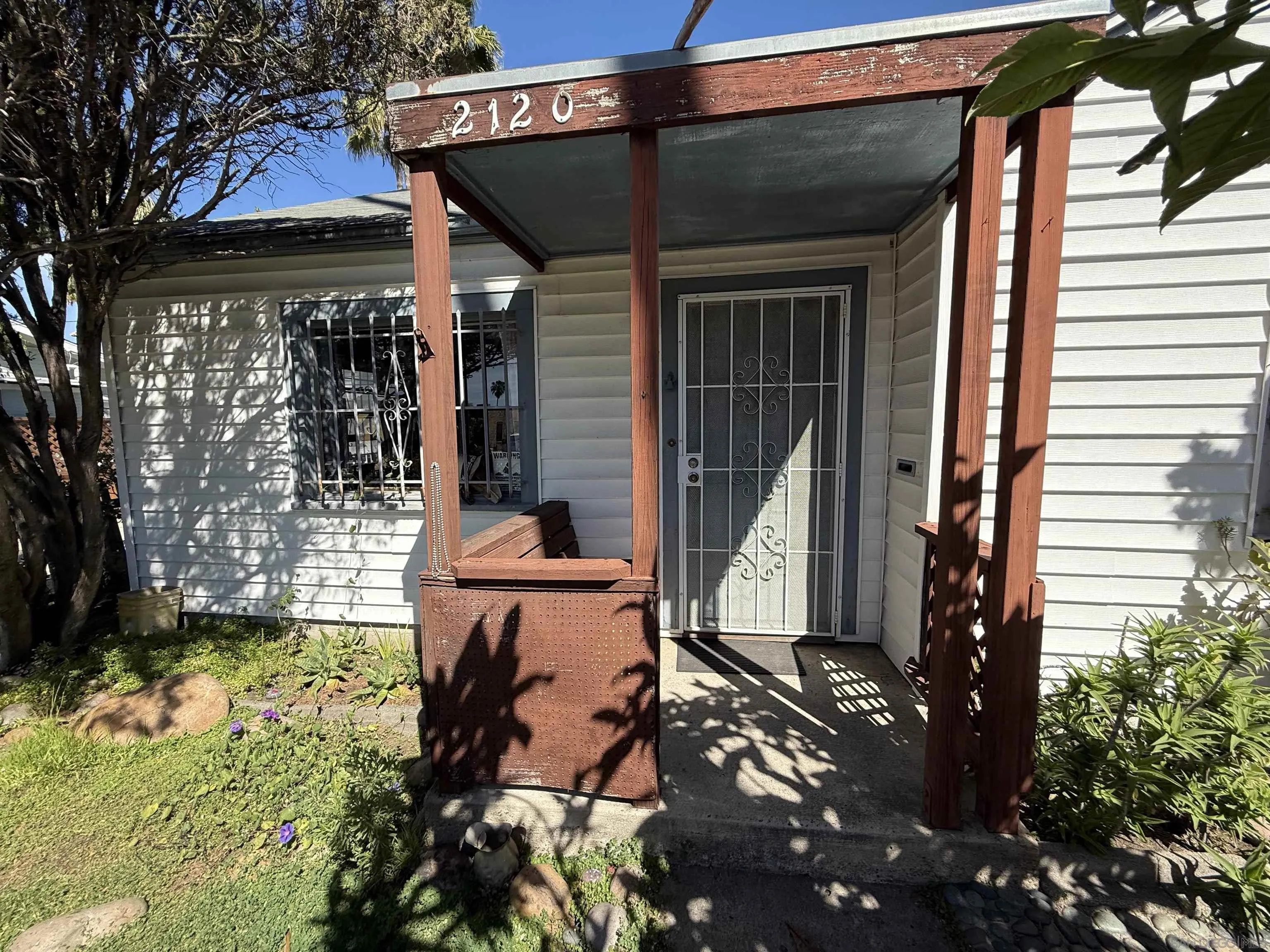https://cdn.realtyfeed.com/cdn/127/260005857/1bf8182fcc6225b8cad743de0bf9a37e.webp
