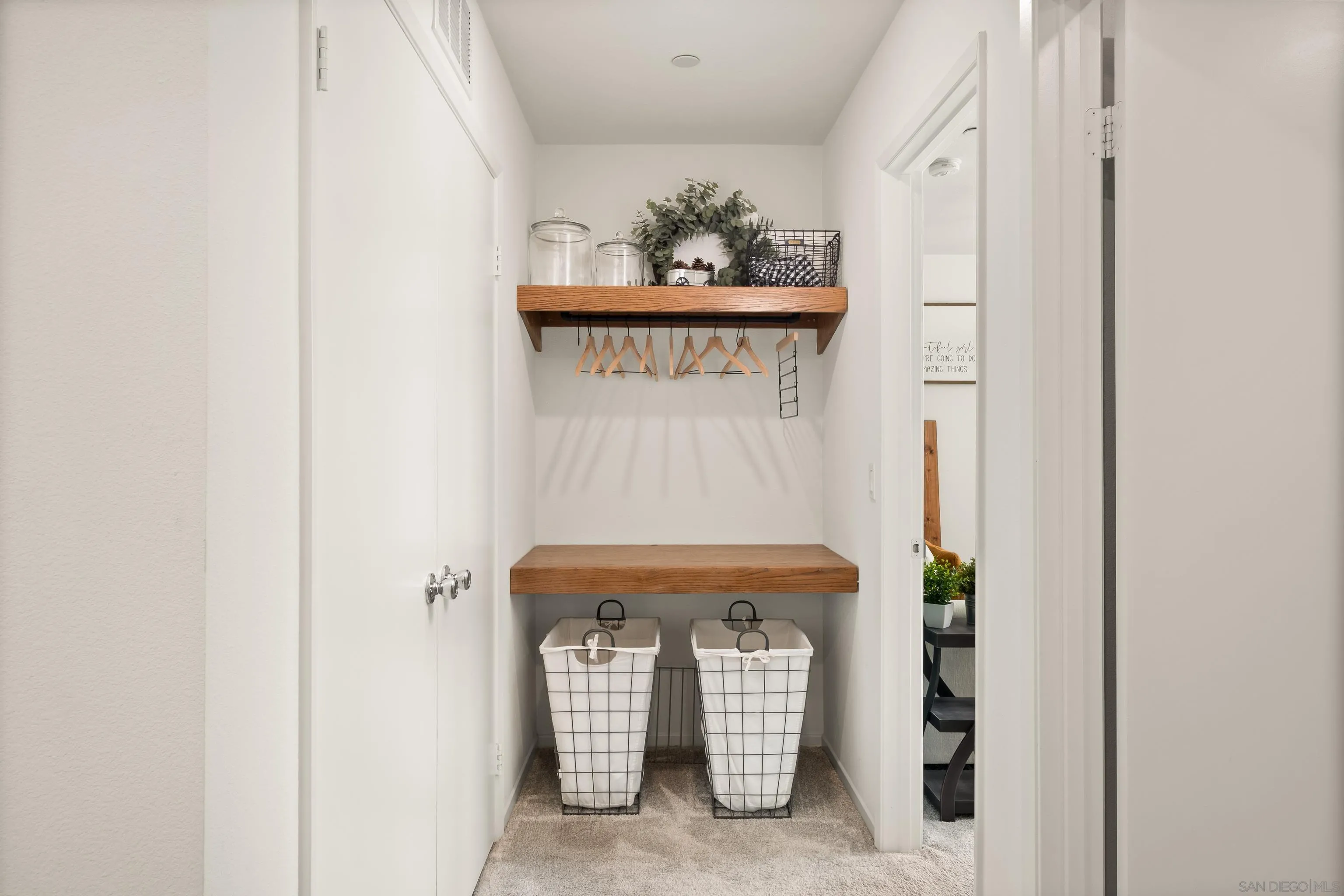 https://cdn.realtyfeed.com/cdn/127/260005860/147435b6b50b465ed985a67186fac695.webp