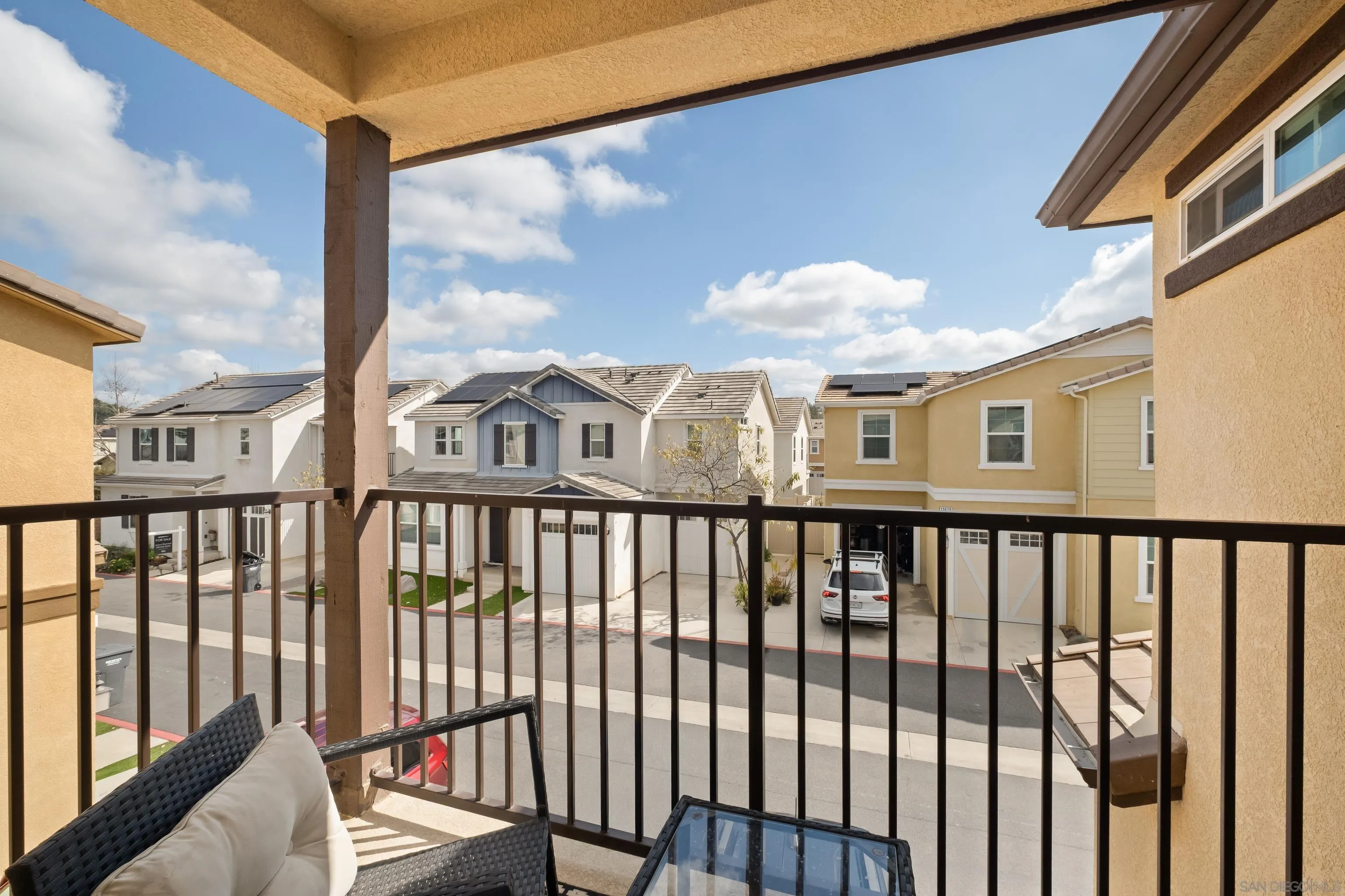 https://cdn.realtyfeed.com/cdn/127/260005860/6cc9f4b86632c3b5a8930eea3ac8e71c.webp