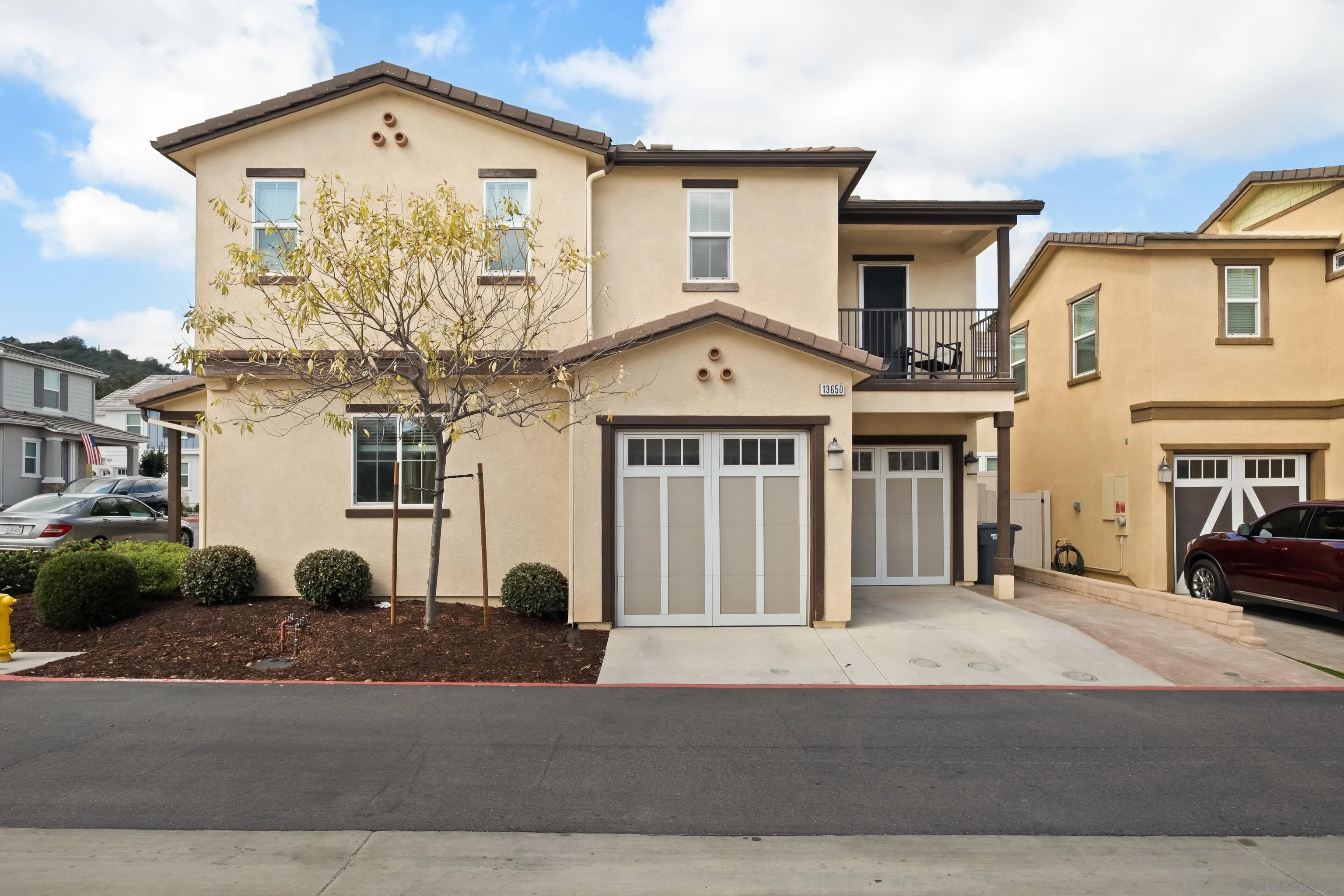 https://cdn.realtyfeed.com/cdn/127/260005860/c3587a4dcc137fa4db5a7a923f77b649.webp