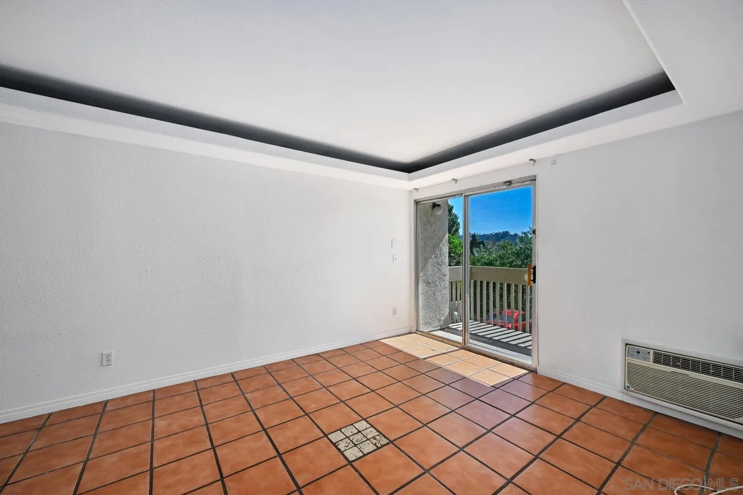 https://cdn.realtyfeed.com/cdn/127/260005861/3b3a0ccb14a9b247e02296479daee7bb.webp