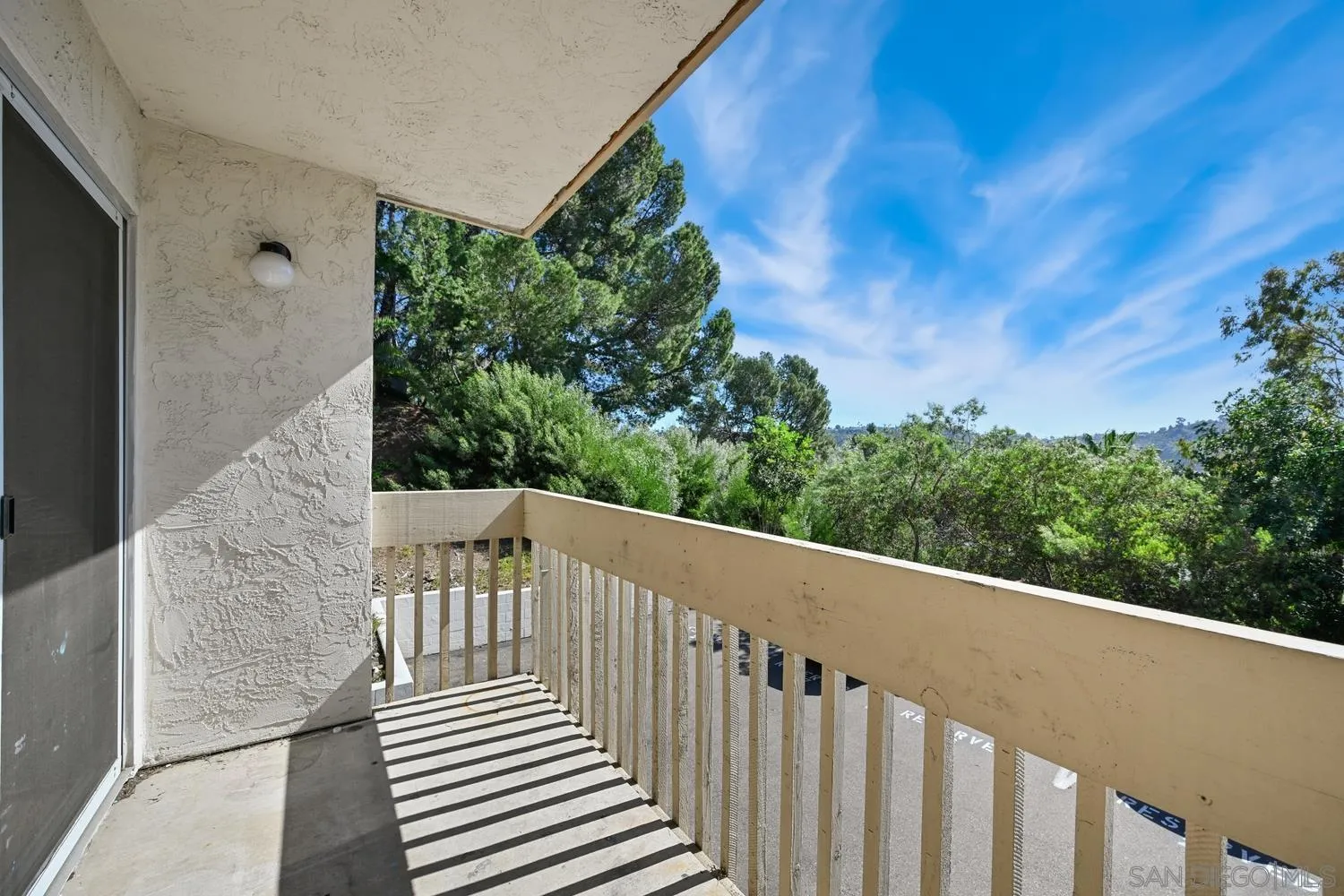 https://cdn.realtyfeed.com/cdn/127/260005861/8e1c35d76f8744291b19c125024f8ea6.webp