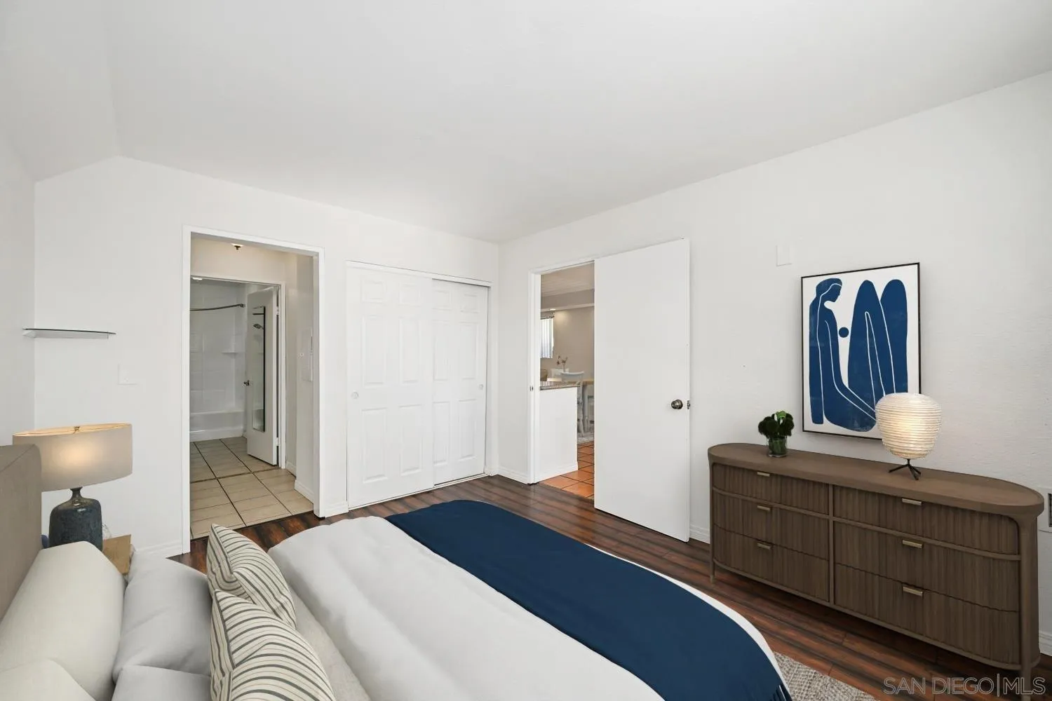 https://cdn.realtyfeed.com/cdn/127/260005861/8fea407b3a27f97f54d756dff39a2656.webp