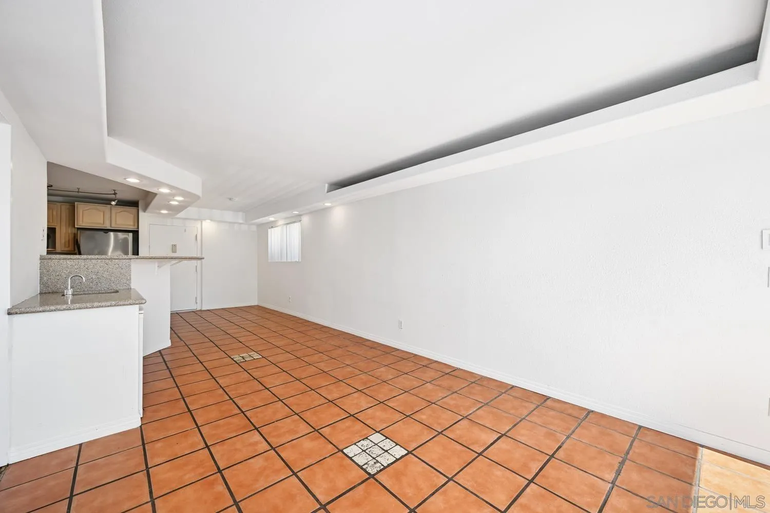 https://cdn.realtyfeed.com/cdn/127/260005861/b7abdc80ad8626d132eb3eeb5ad11164.webp