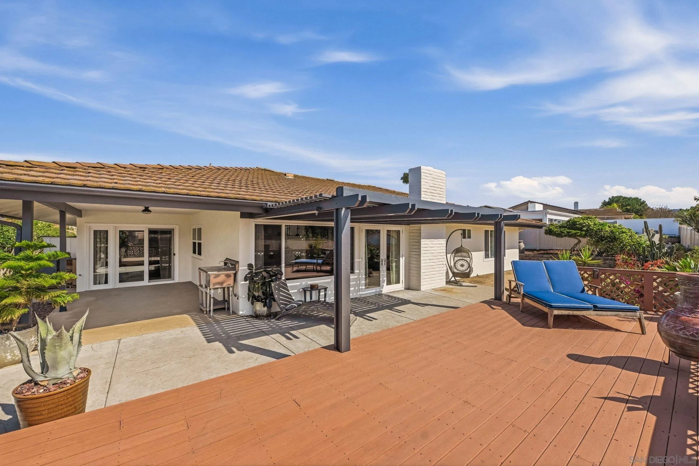 https://cdn.realtyfeed.com/cdn/127/260005876/07c1512906cd5d97a592148b098a8885.webp