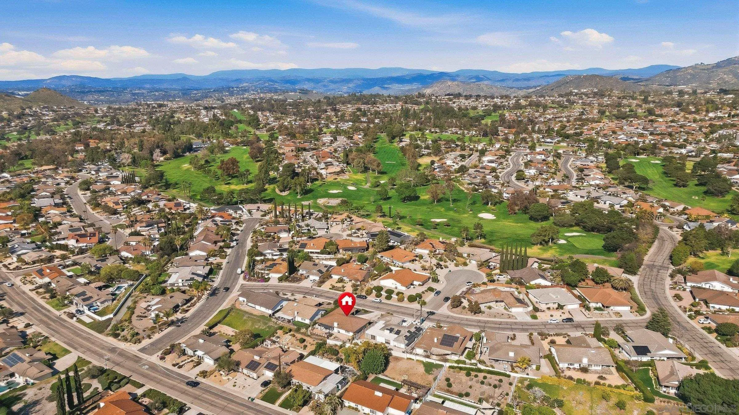 https://cdn.realtyfeed.com/cdn/127/260005876/09a08b4139b13400de4654864215b0f2.webp
