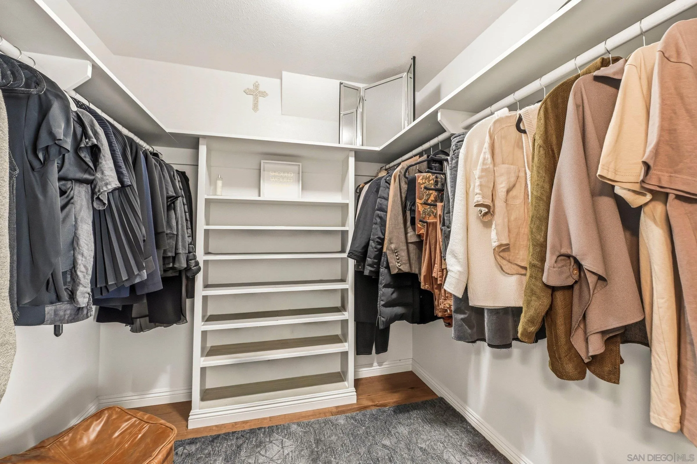 https://cdn.realtyfeed.com/cdn/127/260005876/43011d05eb9894049fb0d50687f9eb86.webp