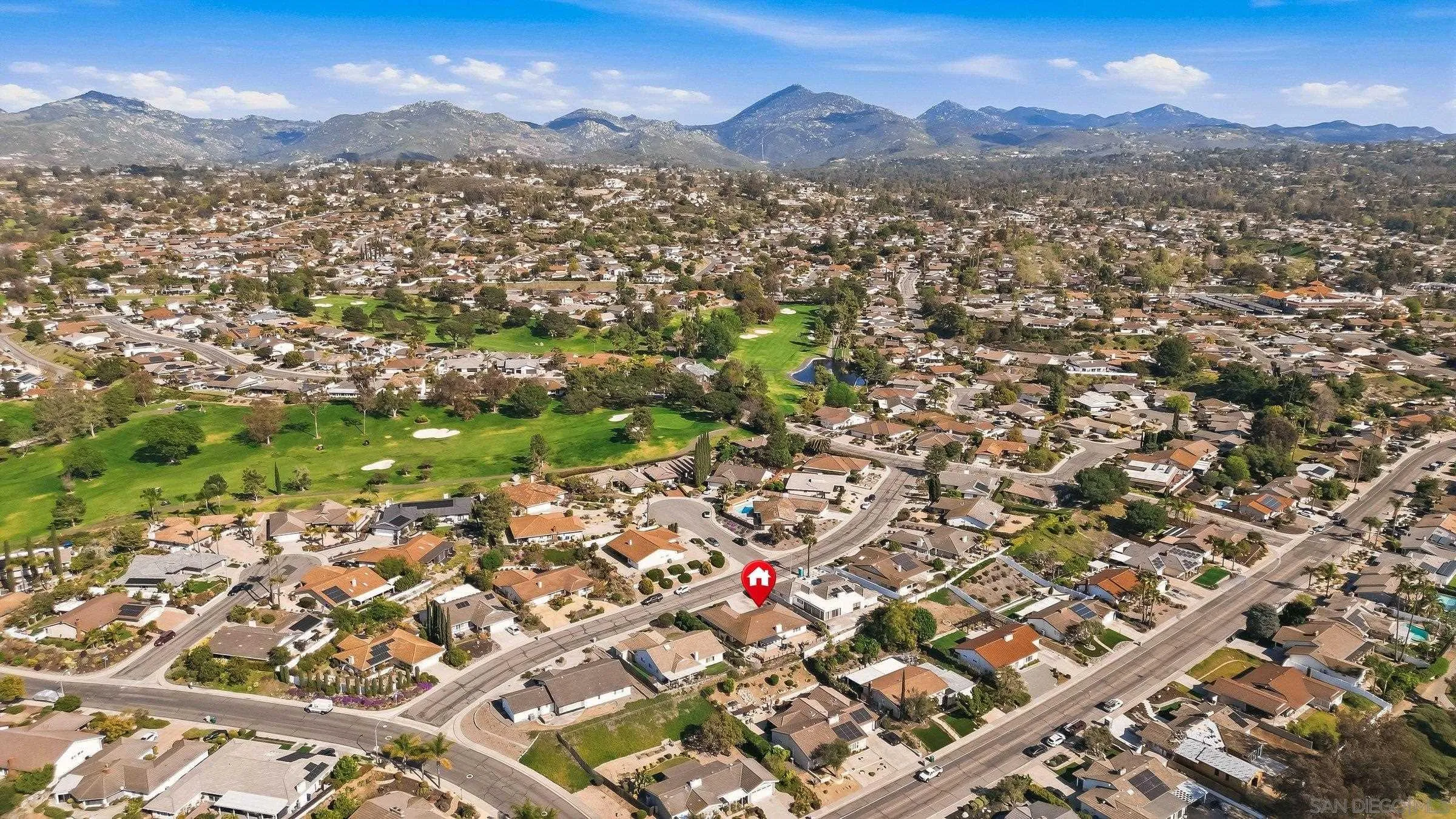 https://cdn.realtyfeed.com/cdn/127/260005876/da1443cec4602a1623c00c768dfc9225.webp