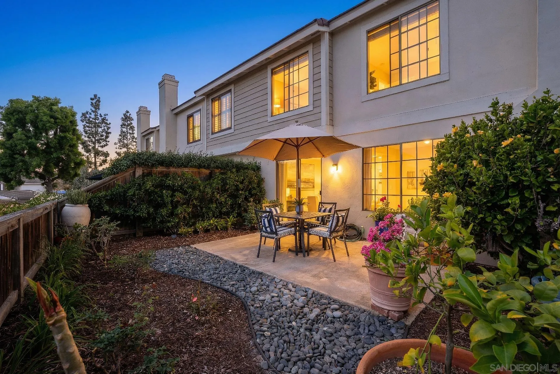 Photo #33: 260005877 Listing: Photo #33