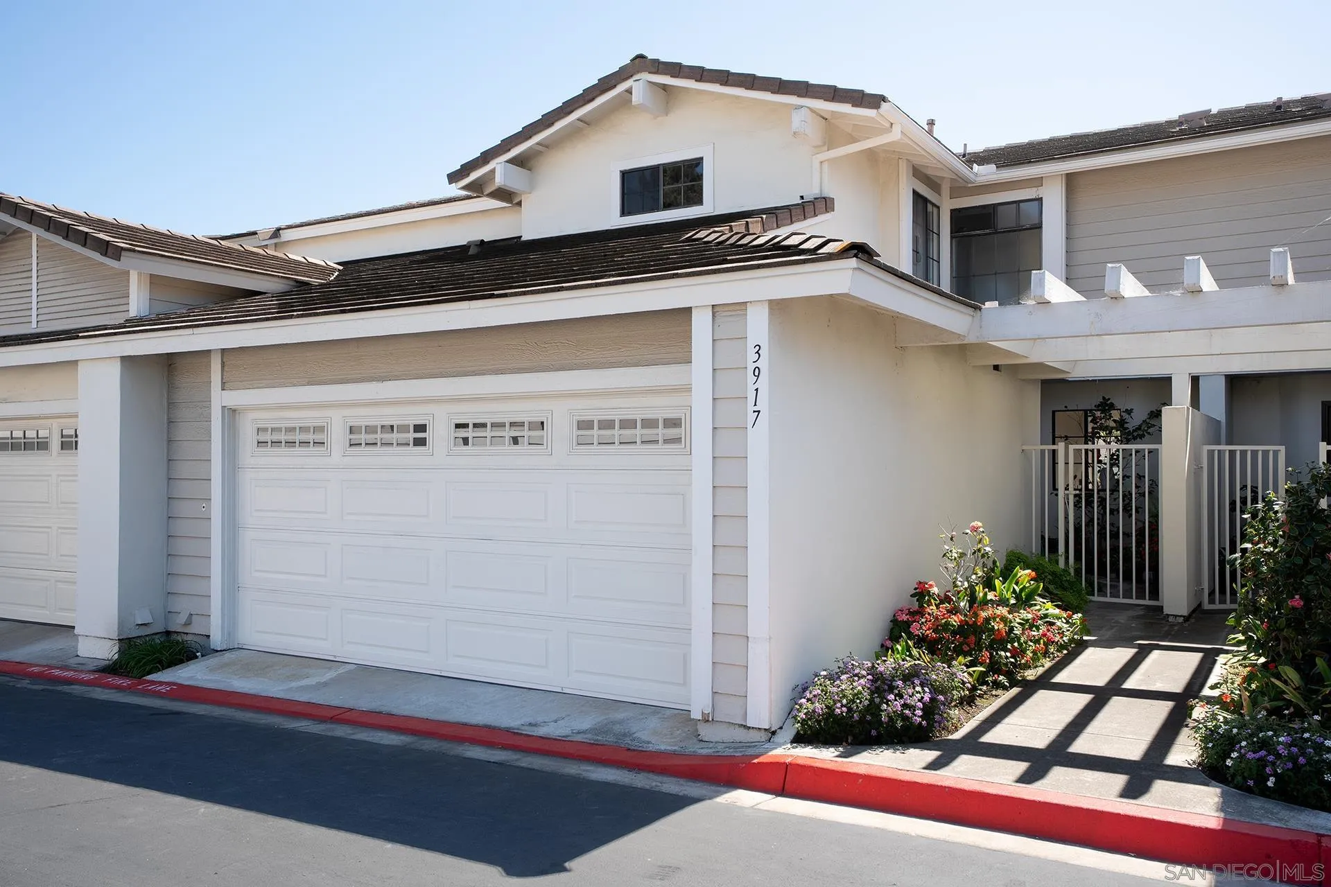 Photo #2: 260005877 Listing: Photo #2