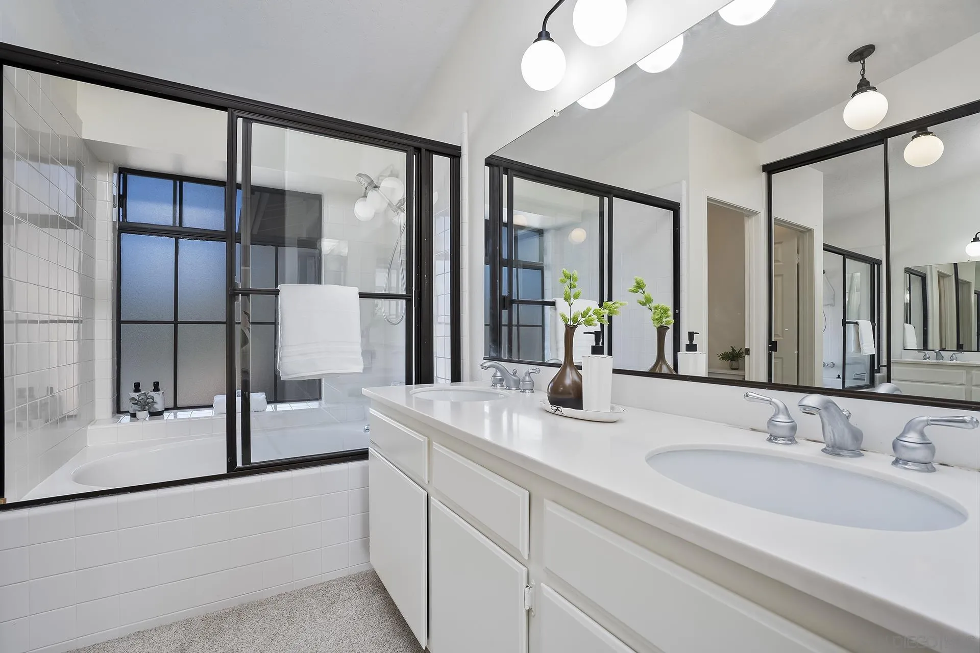 Photo #23: 260005877 Listing: Photo #23