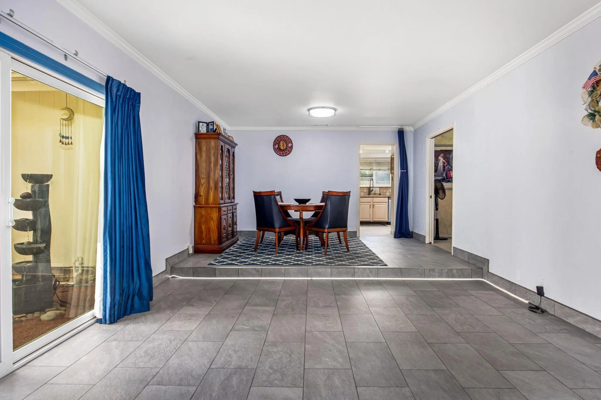 https://cdn.realtyfeed.com/cdn/127/260005883/3ff9bcd4978adb7d750b471e9faea569.webp