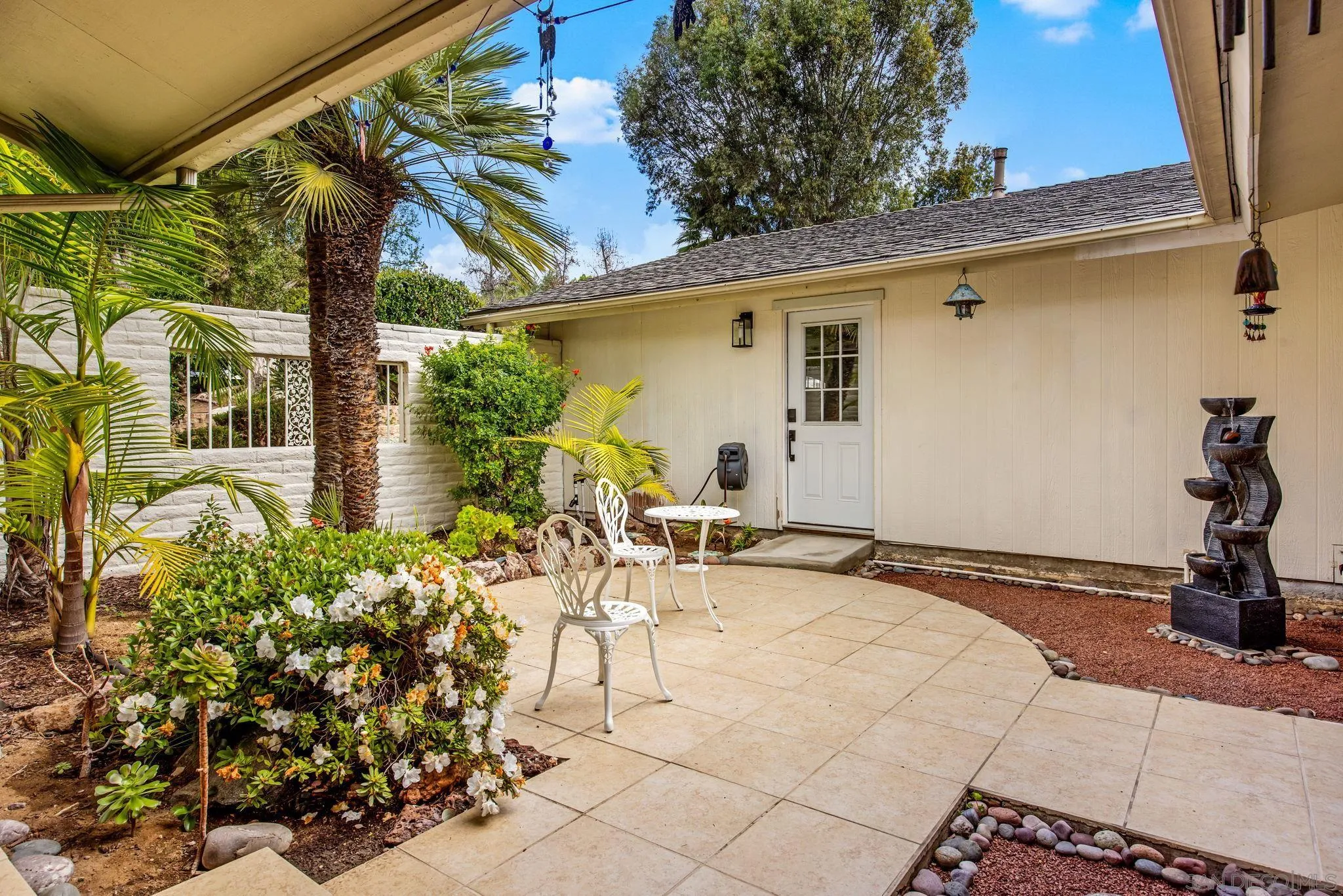 https://cdn.realtyfeed.com/cdn/127/260005883/b146adc22568188288a30c1593ed7313.webp