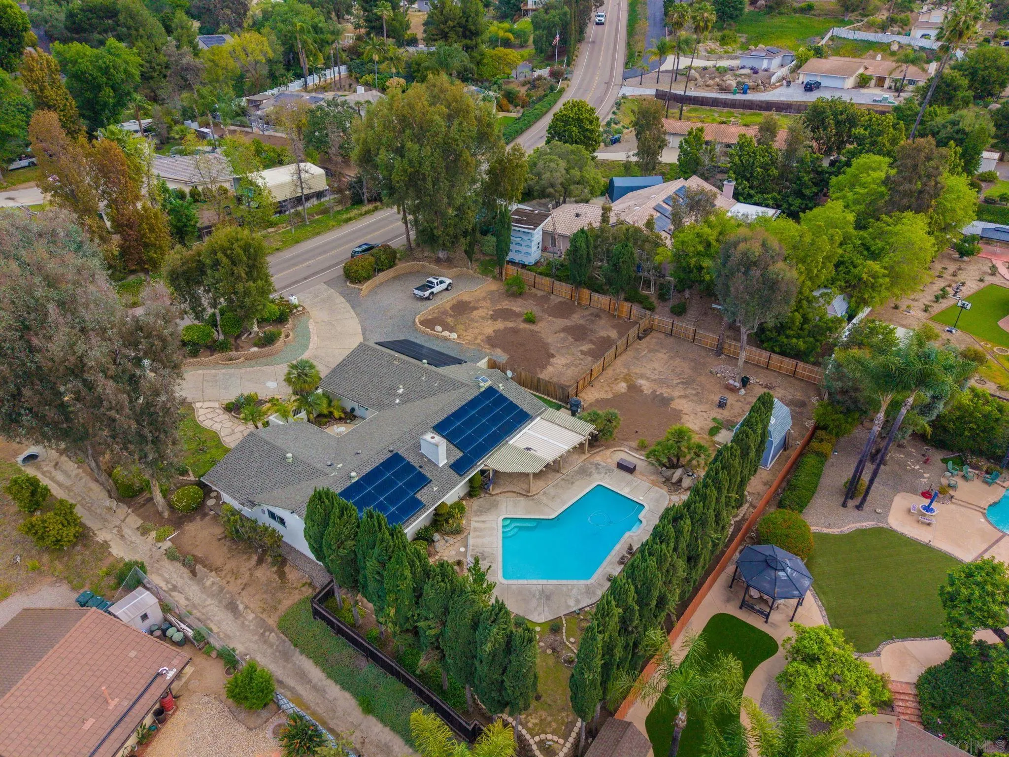 https://cdn.realtyfeed.com/cdn/127/260005883/be360c05f7f4692623c579e465d50108.webp