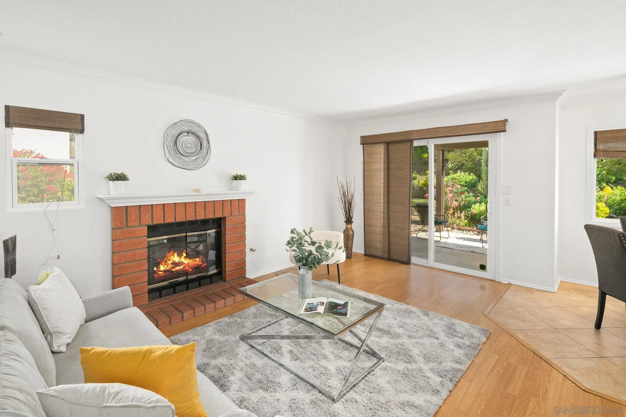 https://cdn.realtyfeed.com/cdn/127/260005887/2cbce1661c537ff8a49525abd8df57ee.webp