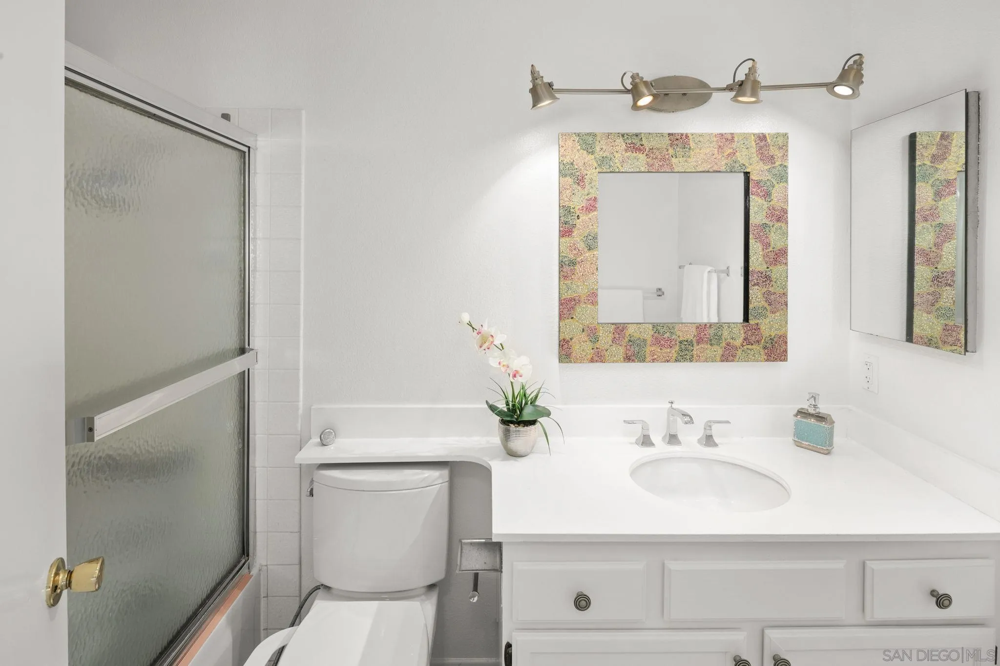 https://cdn.realtyfeed.com/cdn/127/260005887/bf7283d15a97f1fe5c0bf6e46532ca2f.webp