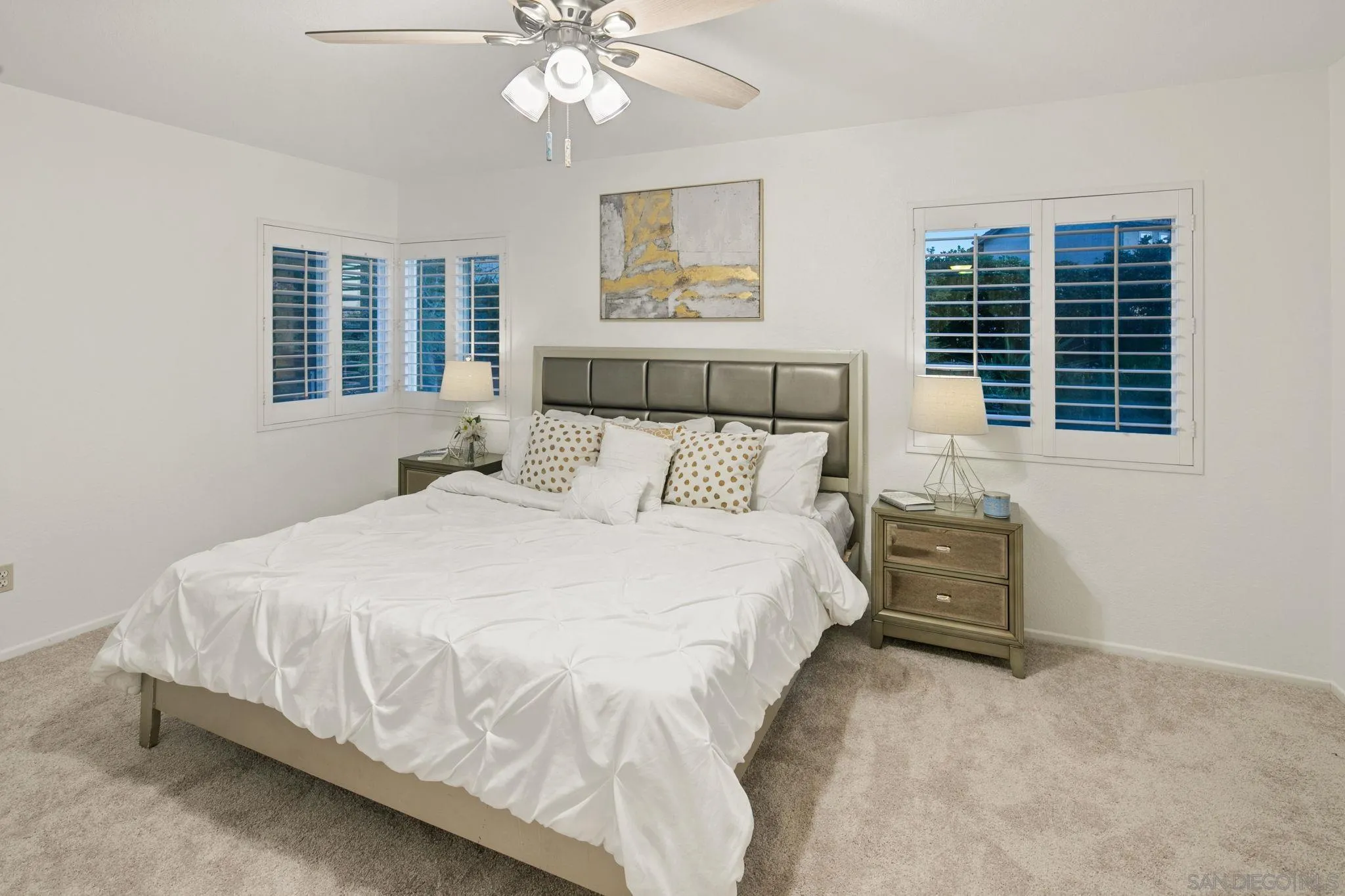 https://cdn.realtyfeed.com/cdn/127/260005887/ef93d7d19547fed7e4d1f6bcc7de1f3f.webp