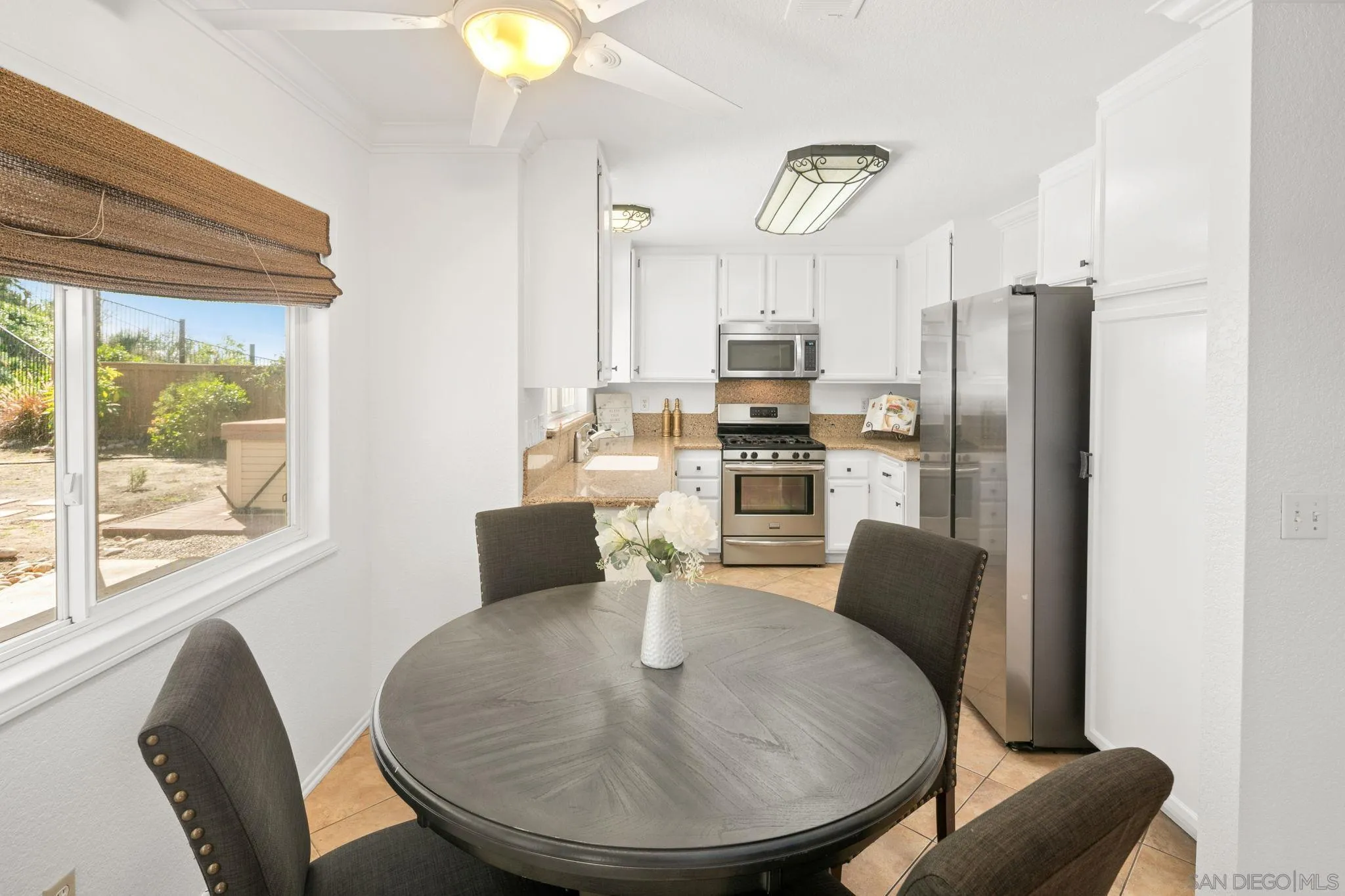 https://cdn.realtyfeed.com/cdn/127/260005887/fe68397a7d969d3b7b51ed3e405ebd41.webp