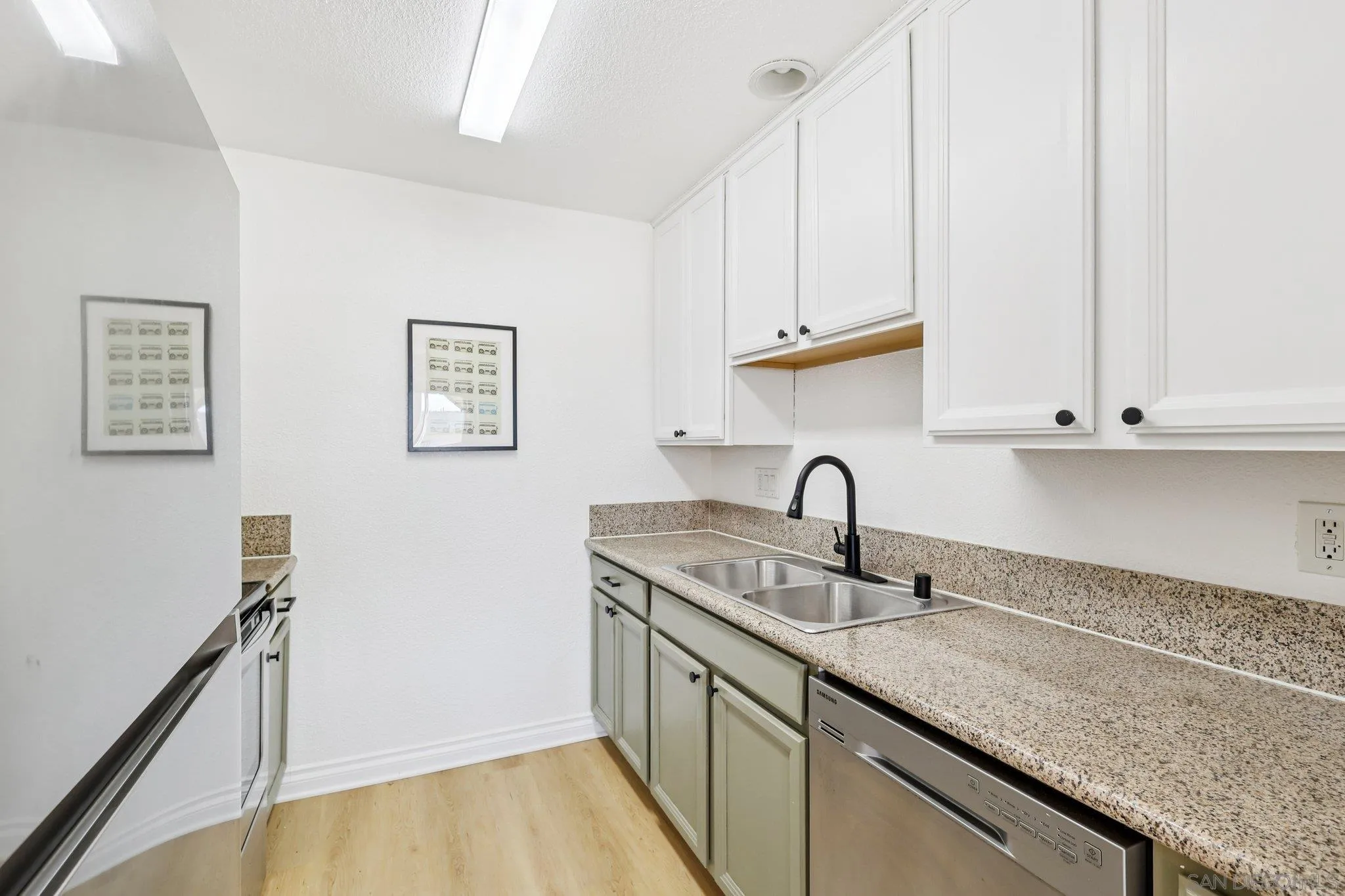 Photo #15: 260005888 Listing: Photo #15