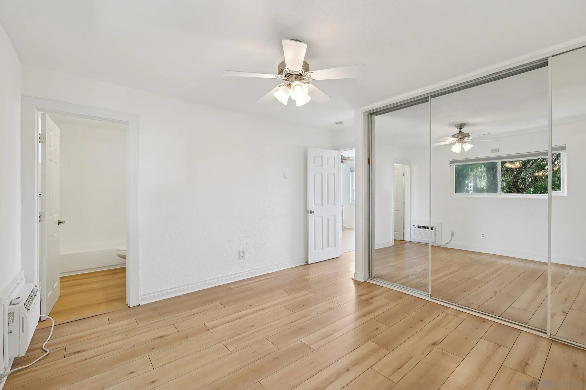 Photo #22: 260005888 Listing: Photo #22