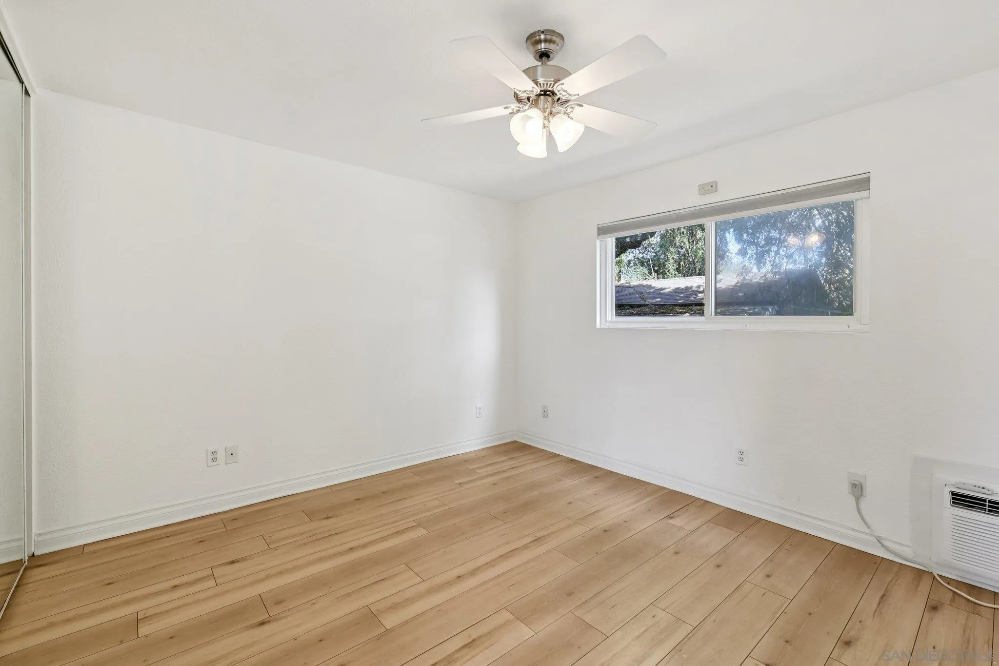 Photo #20: 260005888 Listing: Photo #20