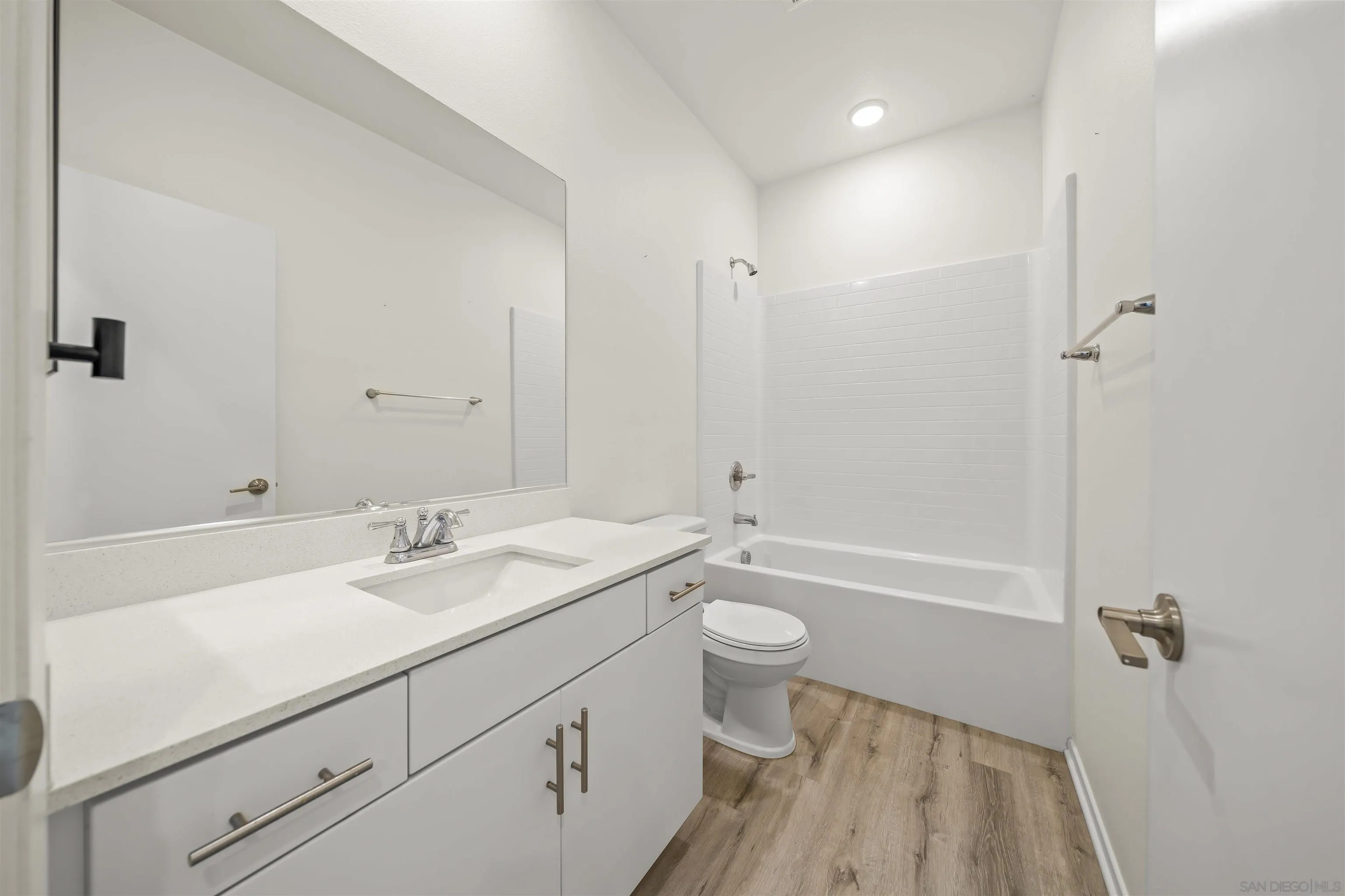 Photo #25: 260005889 Listing: Photo #25