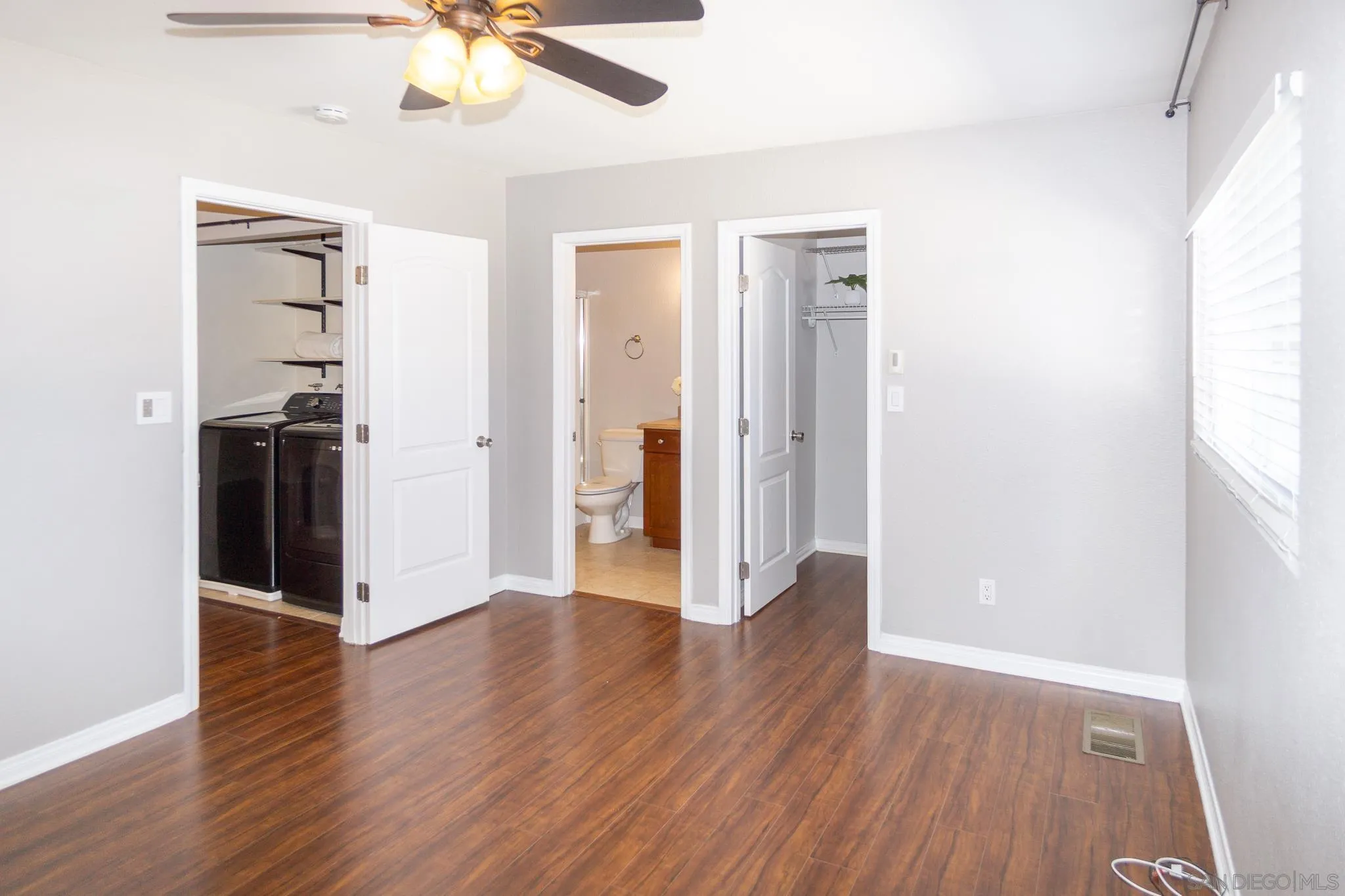 Photo #23: 260005892 Listing: Photo #23