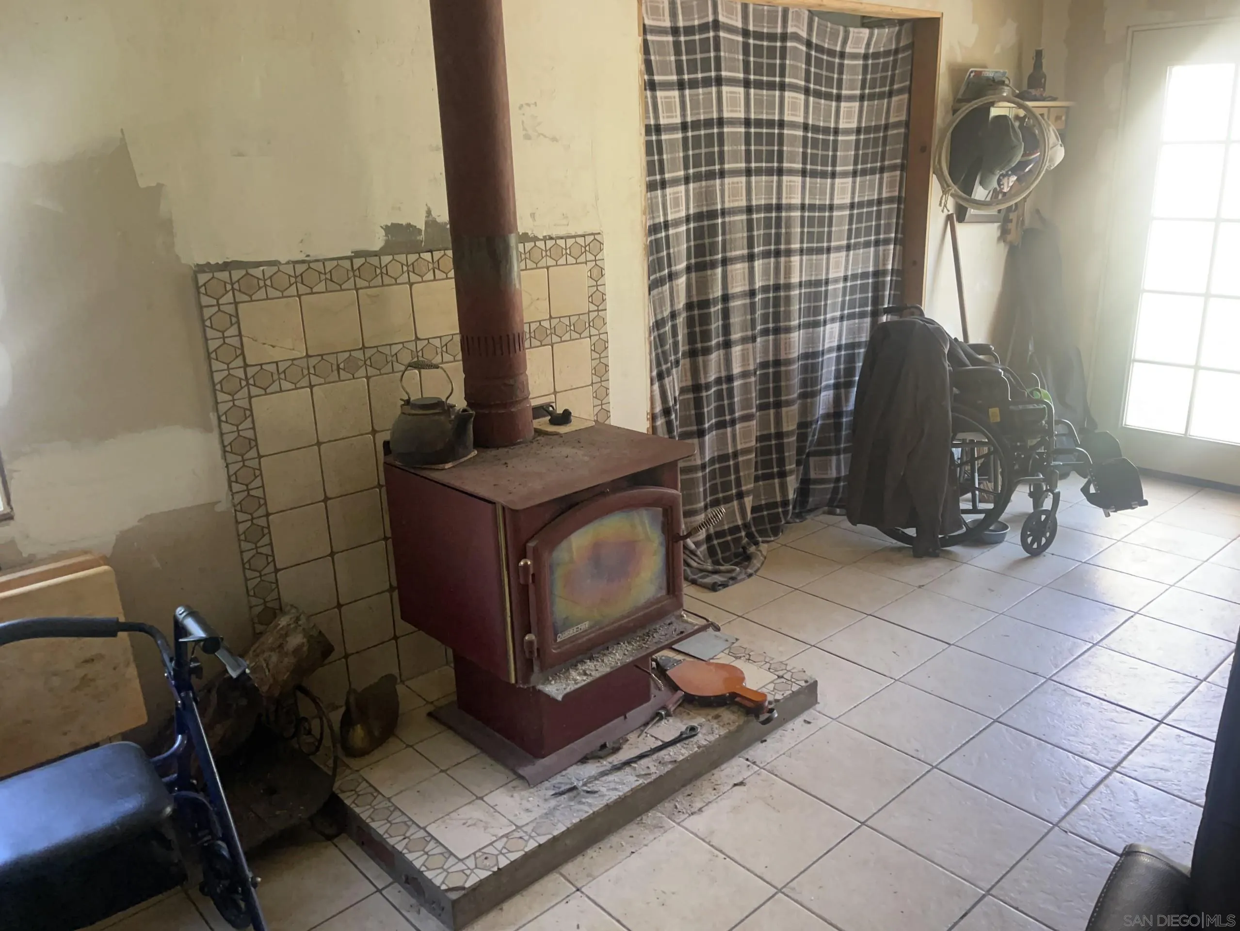 https://cdn.realtyfeed.com/cdn/127/260005893/7da00089d3d1a6a6dbae49d9f64b7299.webp