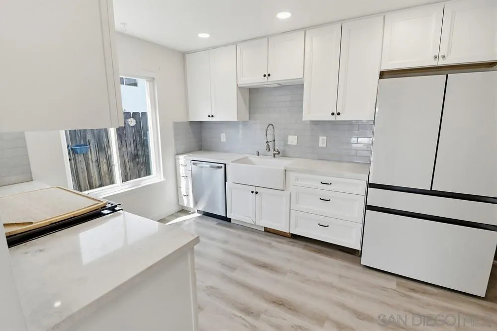 https://cdn.realtyfeed.com/cdn/127/260005895/63921b4afbb92da5da870a7ea3e46dc8.webp