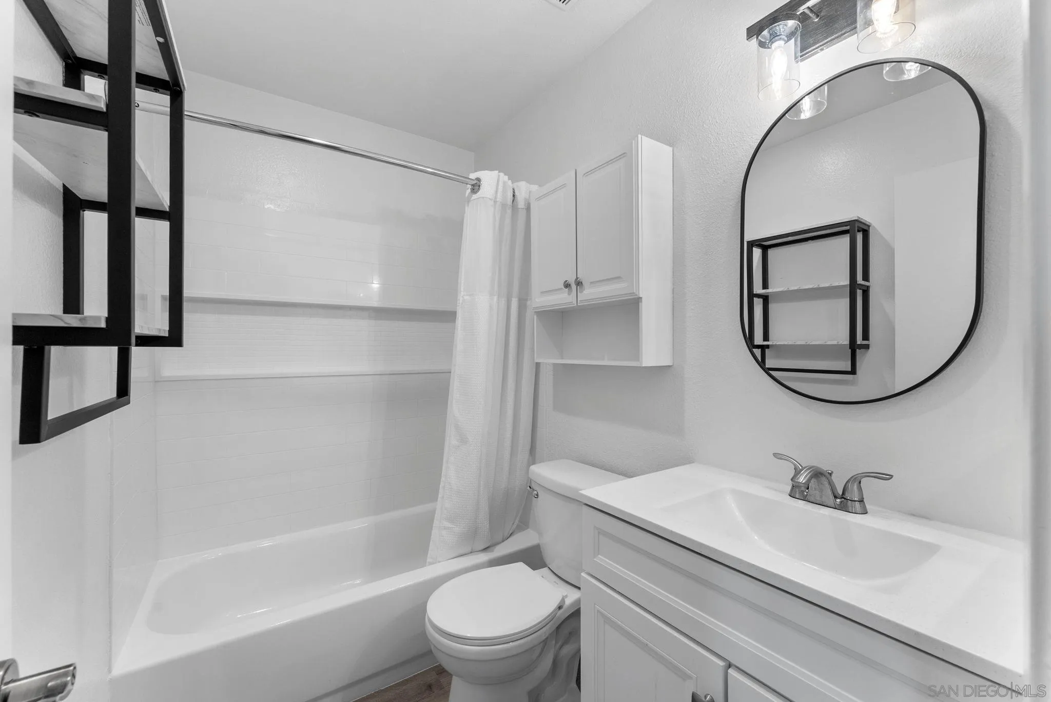 https://cdn.realtyfeed.com/cdn/127/260005900/8487d2b42e229ba1c6c9e0630867154b.webp