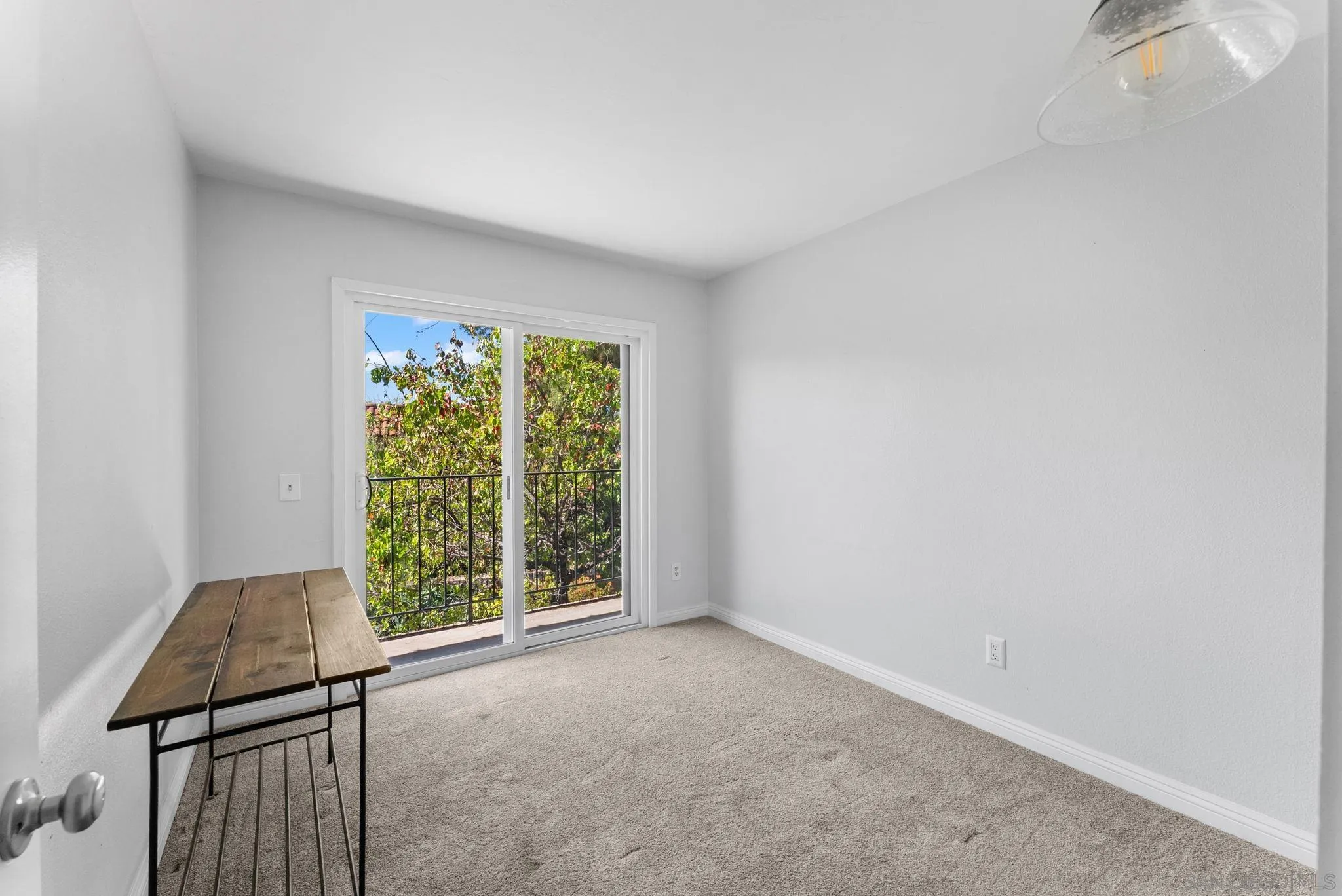 https://cdn.realtyfeed.com/cdn/127/260005900/ee087e821ad95370151ee6f252e2c253.webp