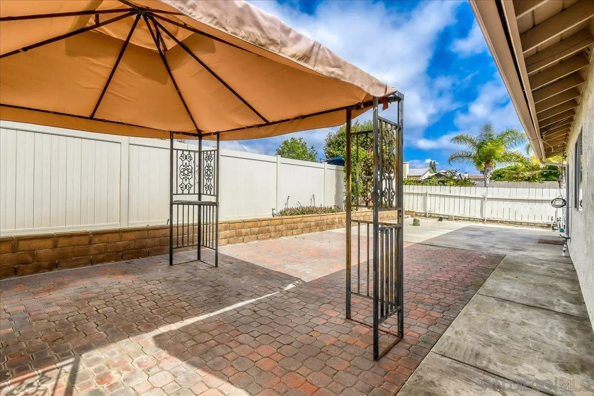 https://cdn.realtyfeed.com/cdn/127/260005902/8fdb965d9a919ed626b9336b170f8d24.webp