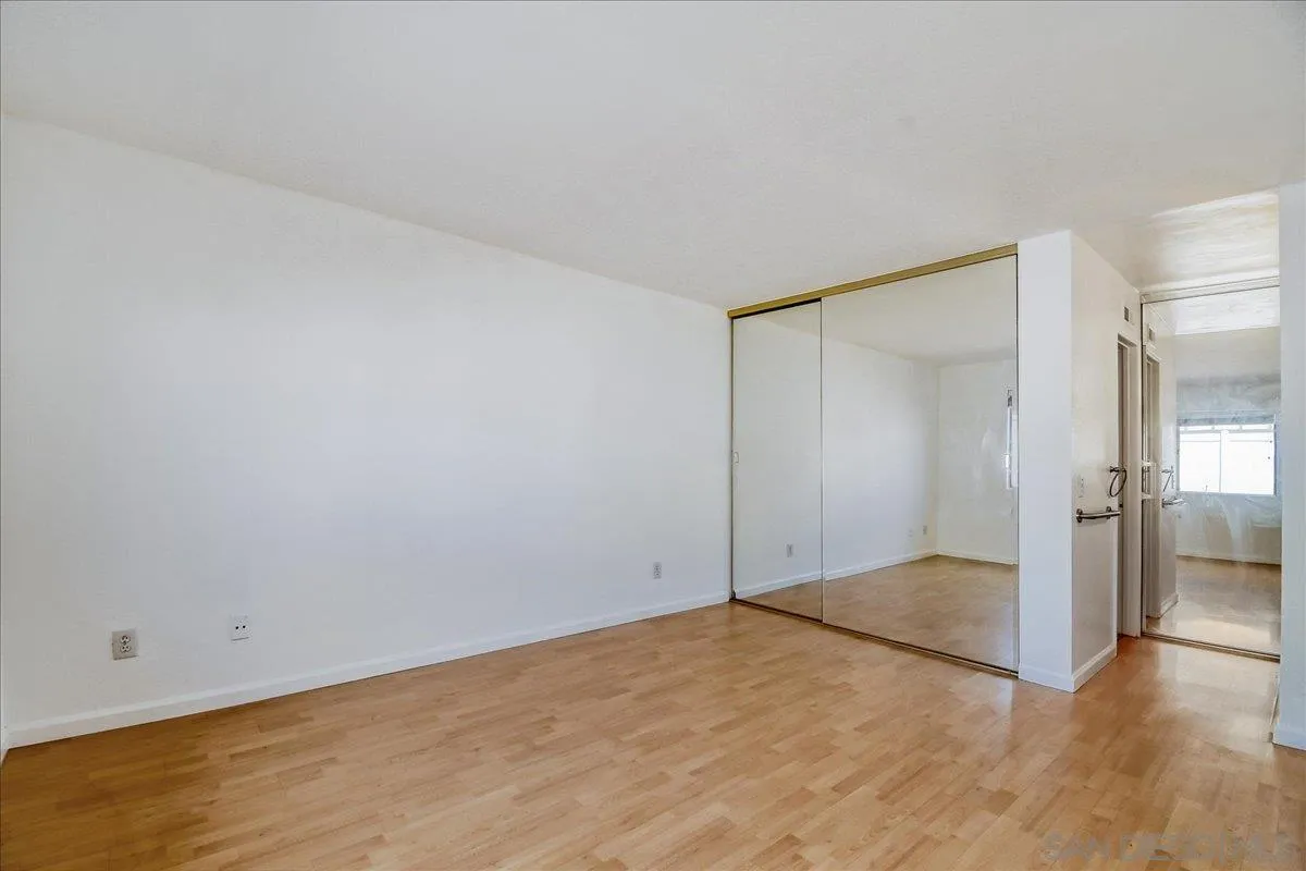 https://cdn.realtyfeed.com/cdn/127/260005902/9571c91fd90395cd0062ce83d54f0cc7.webp