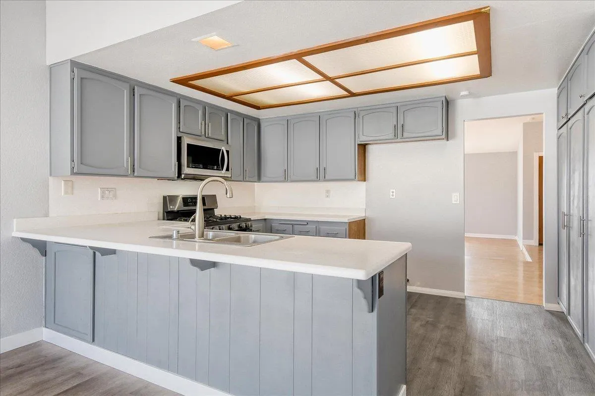https://cdn.realtyfeed.com/cdn/127/260005902/eeb91d77bcf9272ace0b649c11120f1a.webp