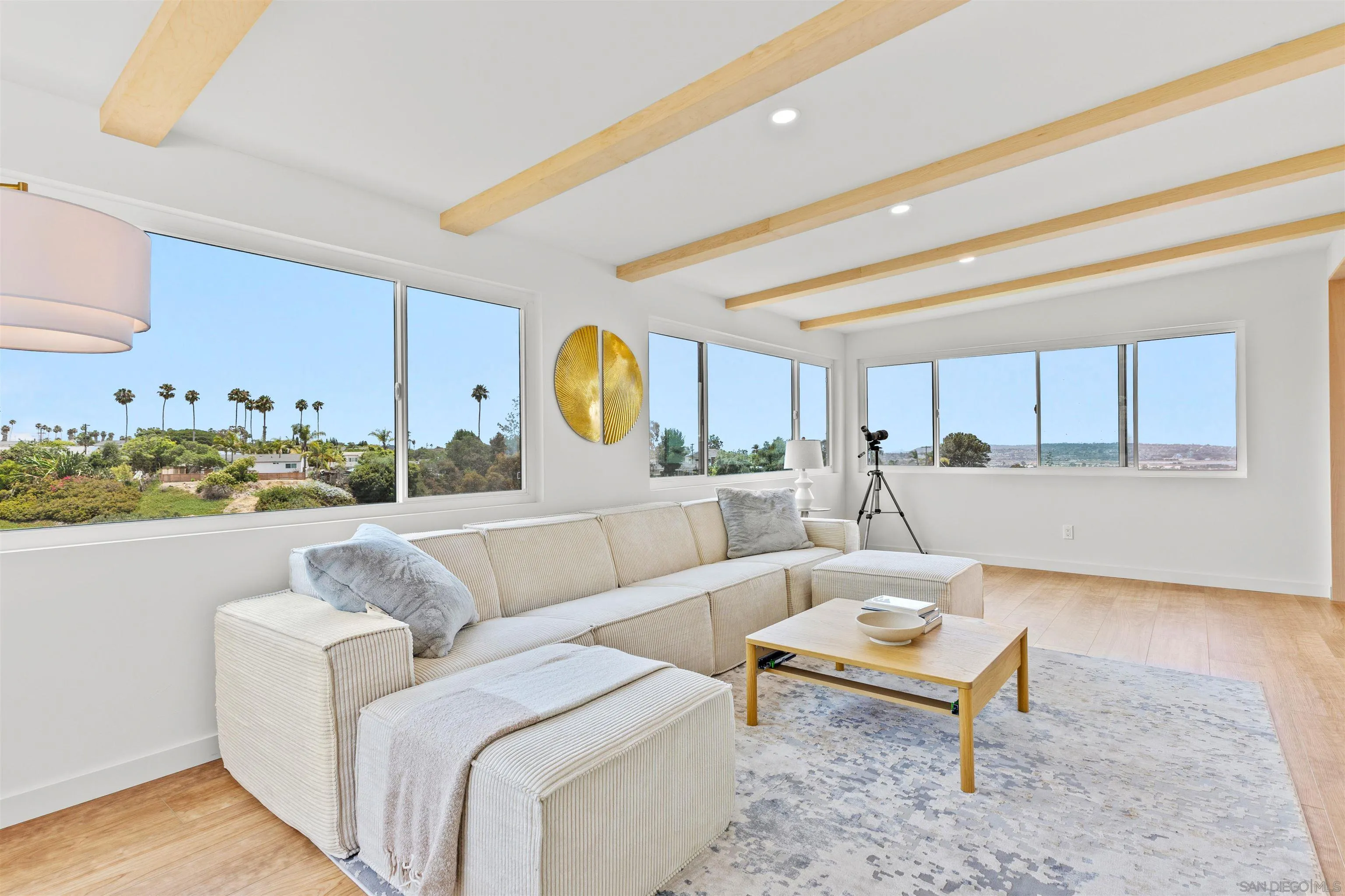 https://cdn.realtyfeed.com/cdn/127/260005903/0c2d4486e42c2aada1afacba3c9a8258.webp