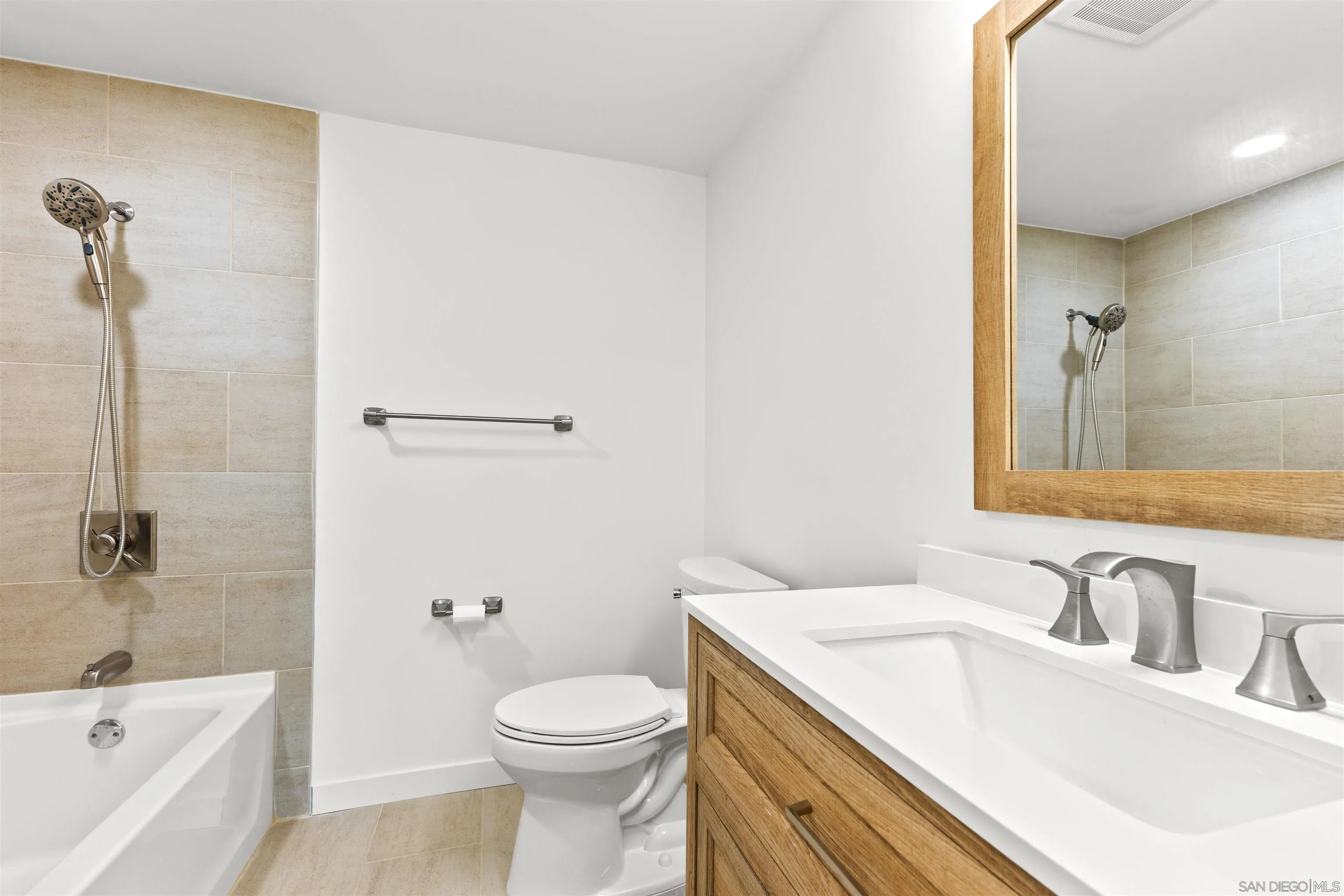 https://cdn.realtyfeed.com/cdn/127/260005903/5d431cdc76c9e95910dae19ed56dab53.webp