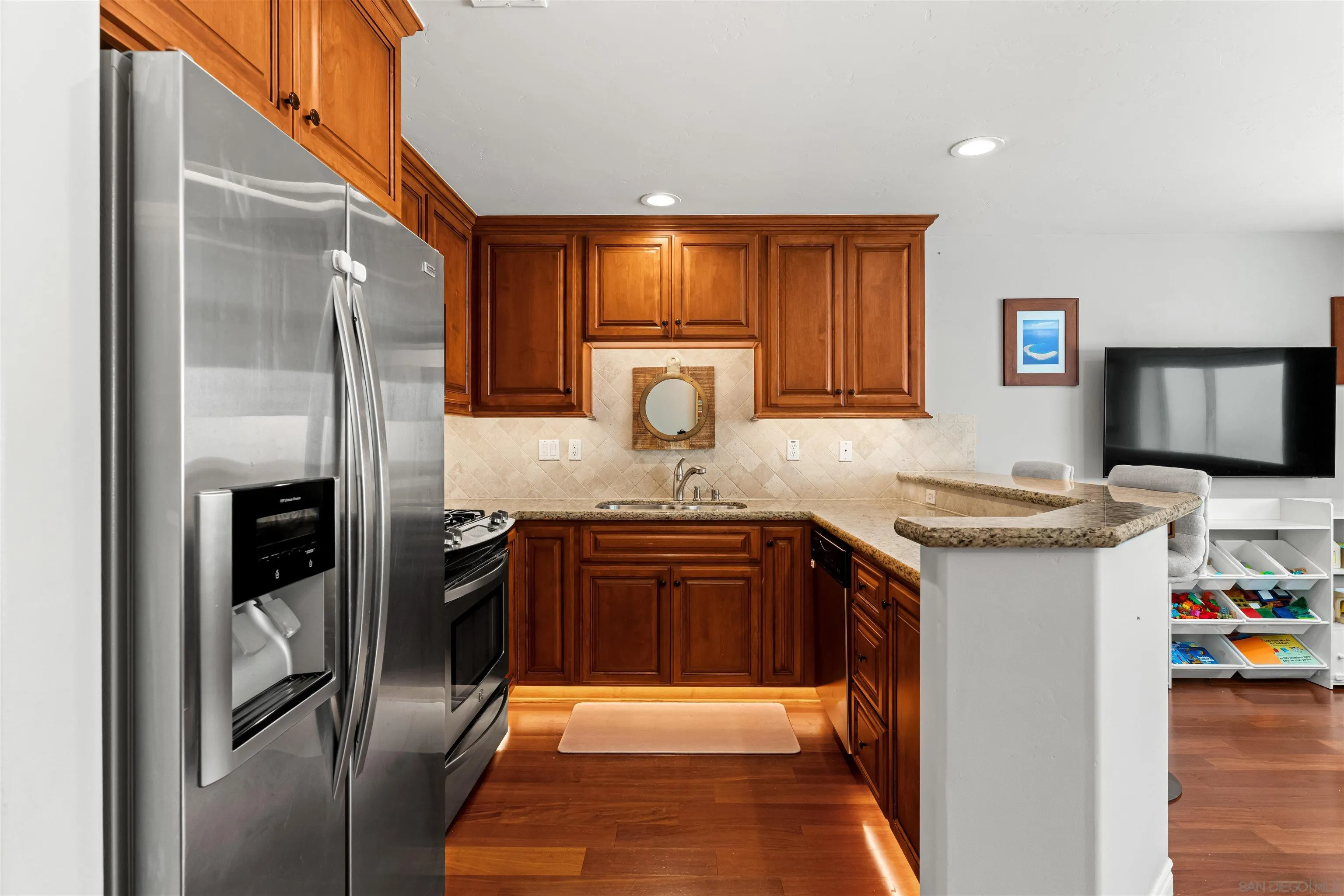 Photo #10: 260005905 Listing: Photo #10