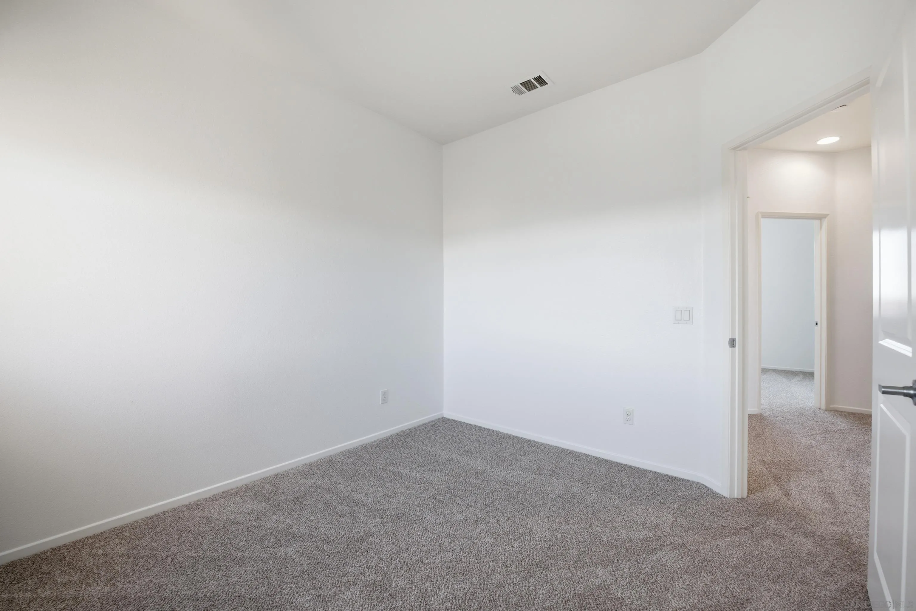 Photo #26: 260005906 Listing: Photo #26