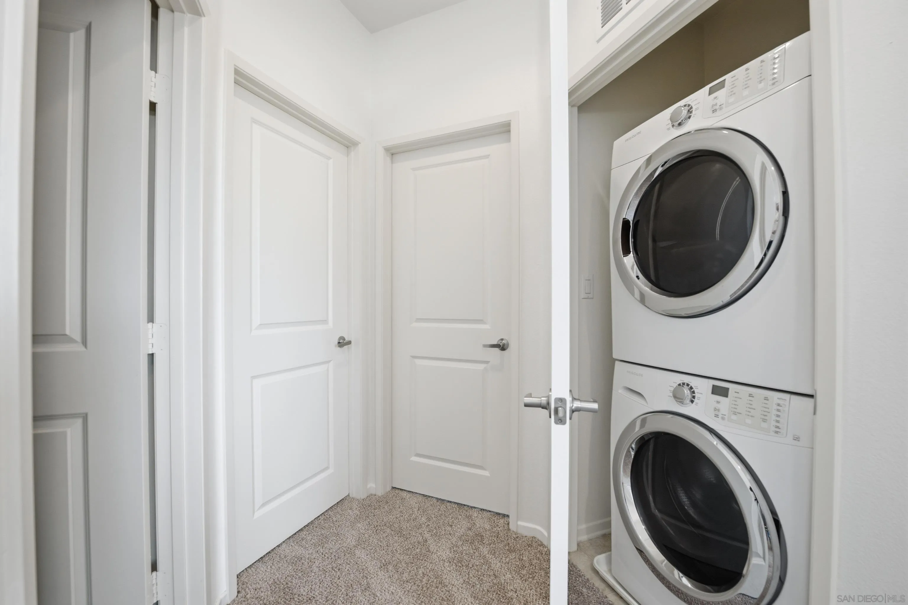 Photo #17: 260005906 Listing: Photo #17