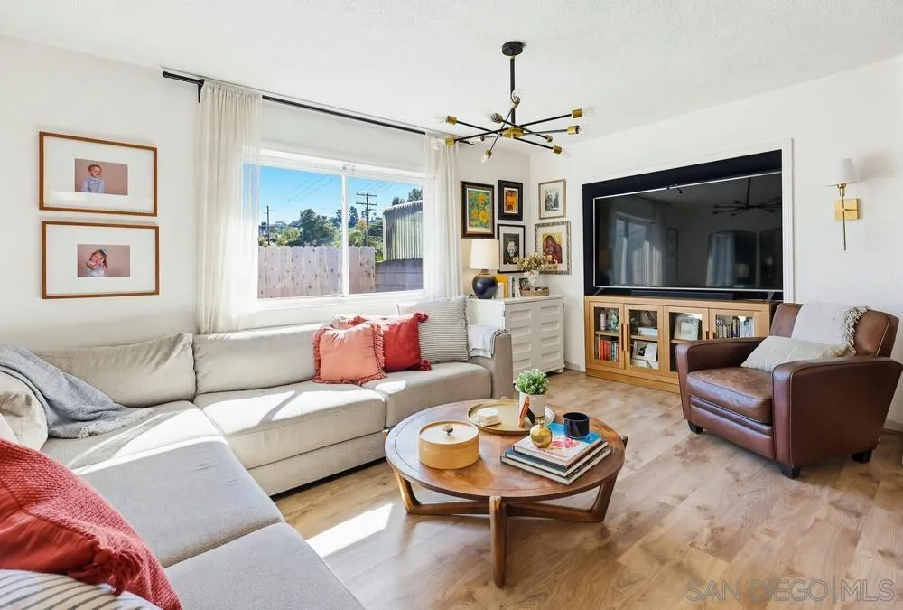https://cdn.realtyfeed.com/cdn/127/260005907/3878ced7732869eda466a35a0a6255d3.webp