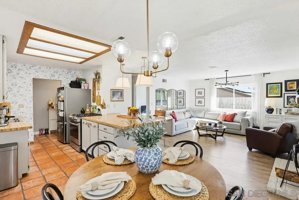 https://cdn.realtyfeed.com/cdn/127/260005907/b1314a68d19fdb6ca9e4d8d6220576b2.webp