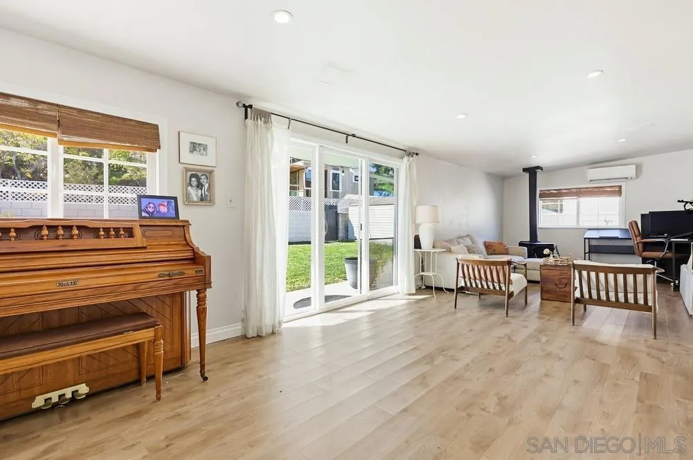 https://cdn.realtyfeed.com/cdn/127/260005907/d0ae13d4211c821f064d56c9238e1341.webp