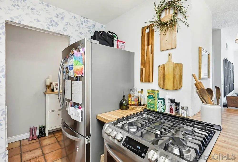 https://cdn.realtyfeed.com/cdn/127/260005907/da3ae0a066689aa9617e03a7ed65ce11.webp