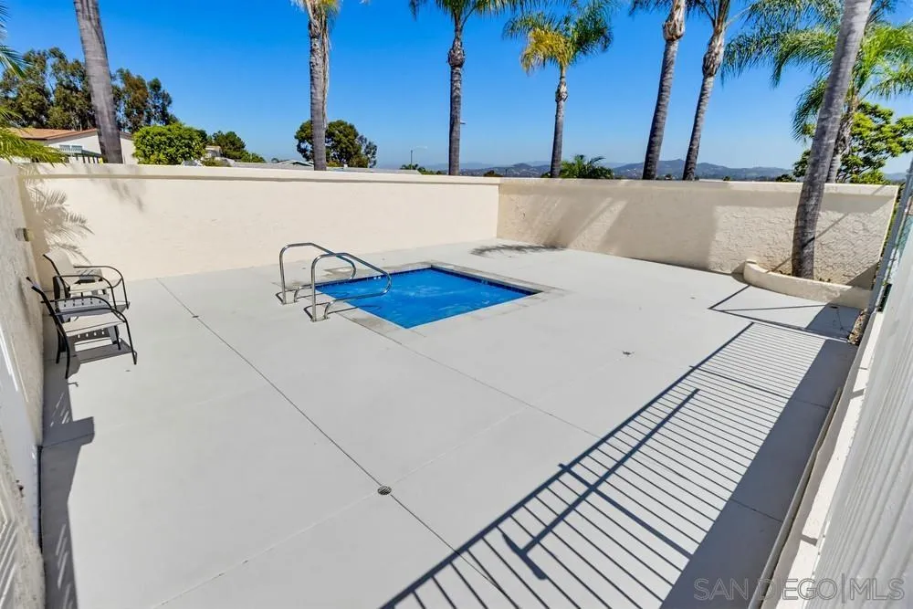 https://cdn.realtyfeed.com/cdn/127/260005910/a654f3e11cdb99c0a860ed64c717b4bb.webp